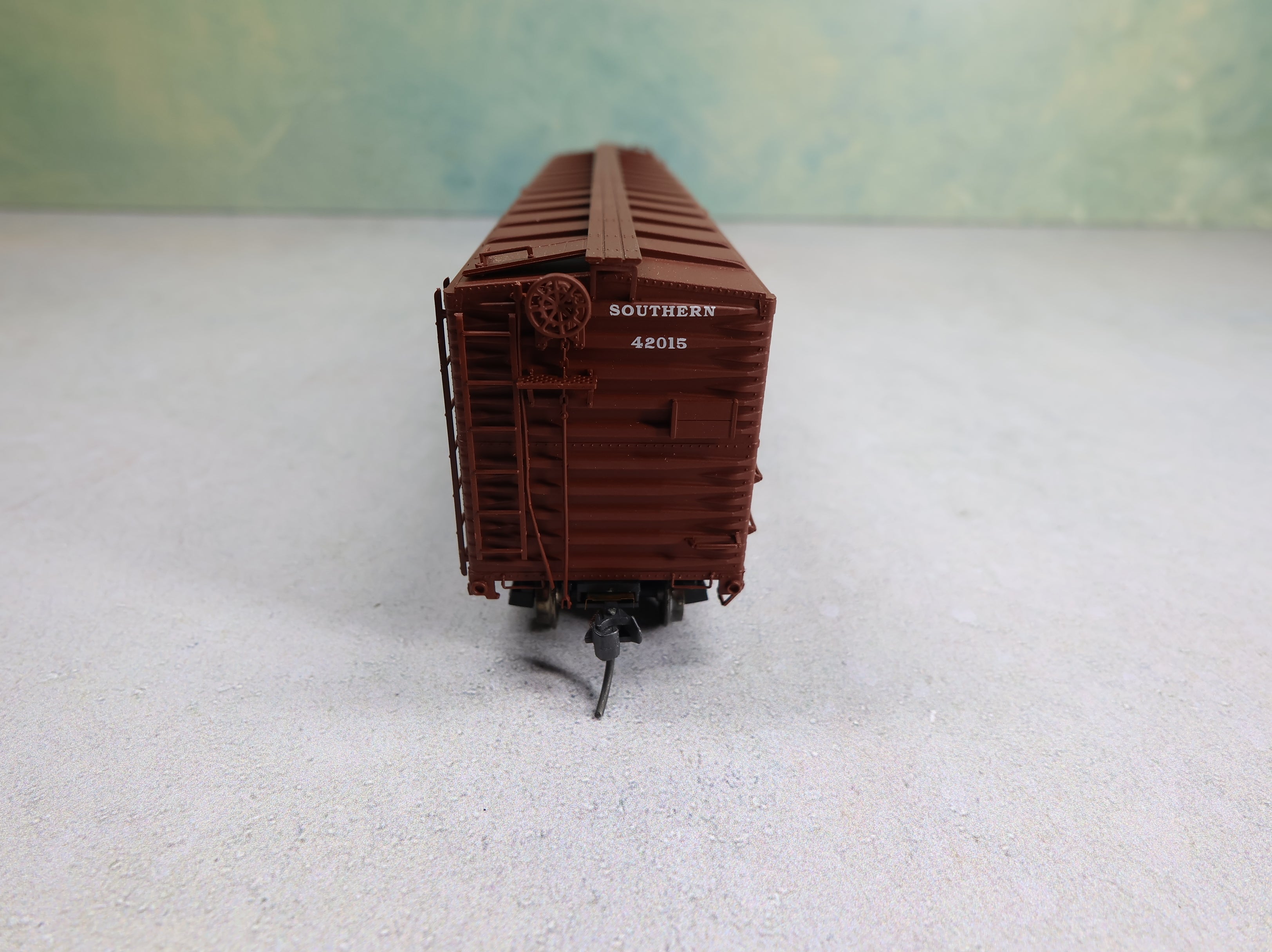 USED Life-Like HO Scale 50' Automobile Box Car Southern #42015 Proto 2000