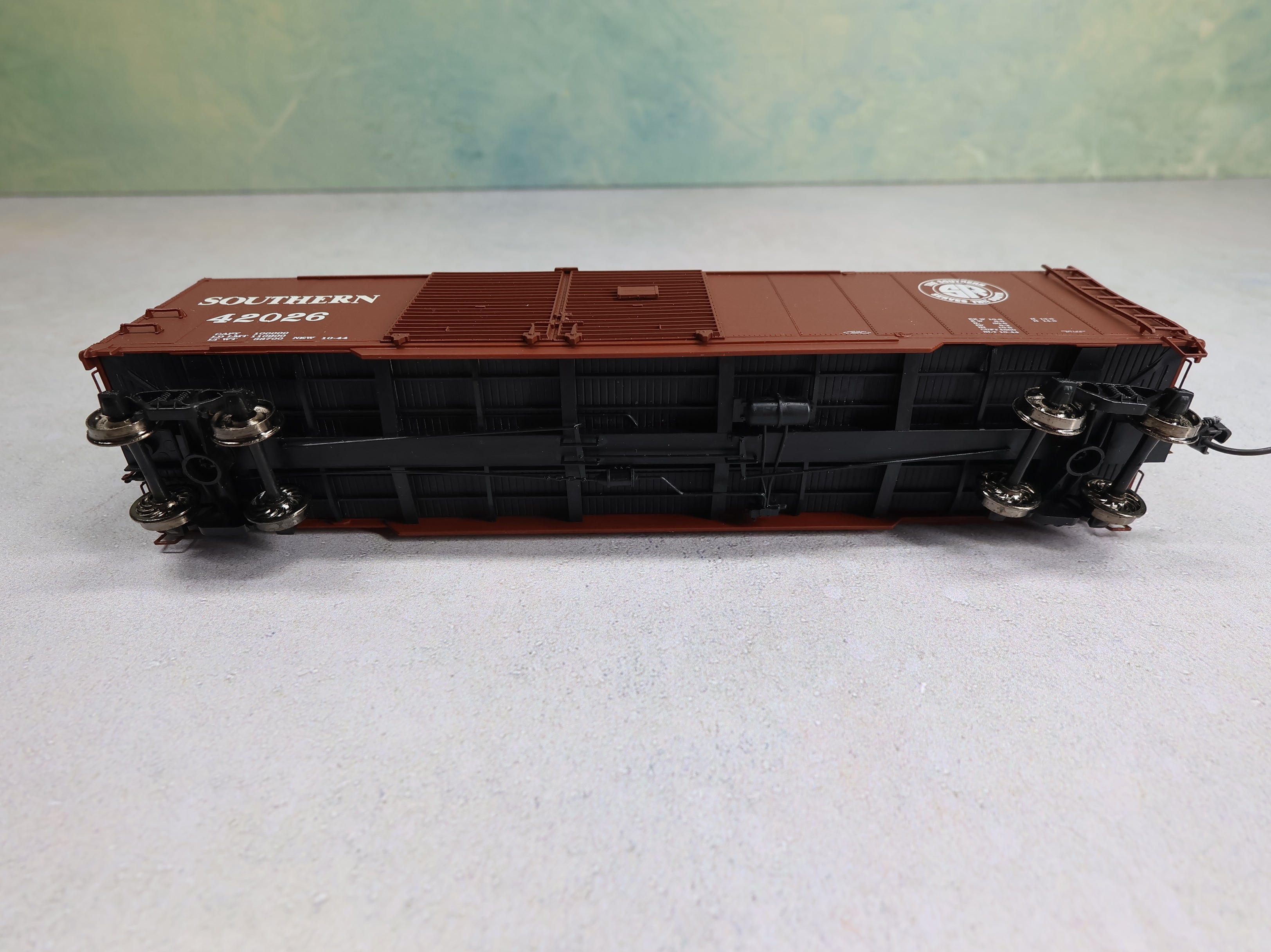 USED Life-Like HO Scale 50' Automobile Box Car Southern #42026 Proto 2000