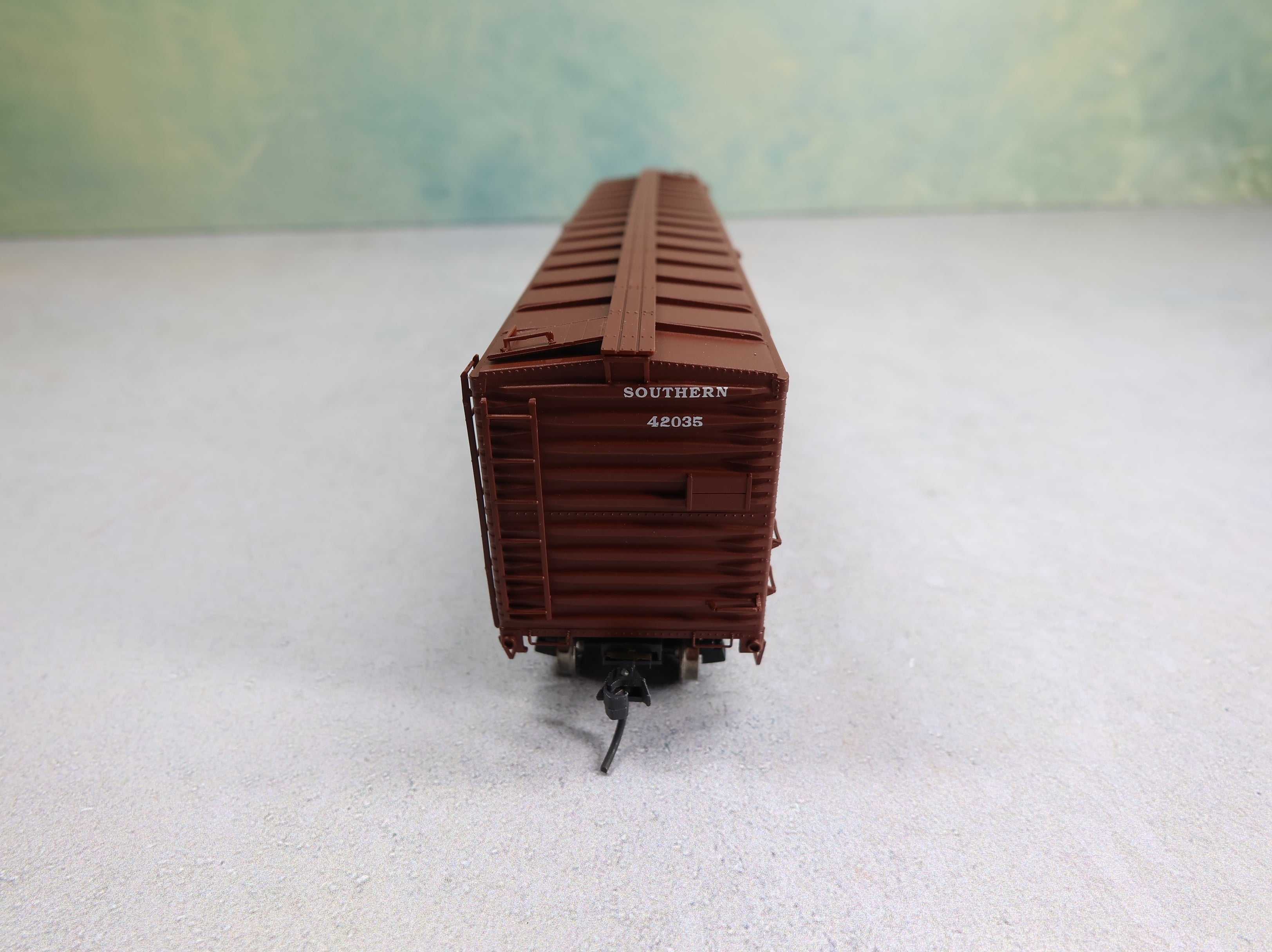 USED Life-Like HO Scale 50' Automobile Box Car Southern #42035 Proto 2000
