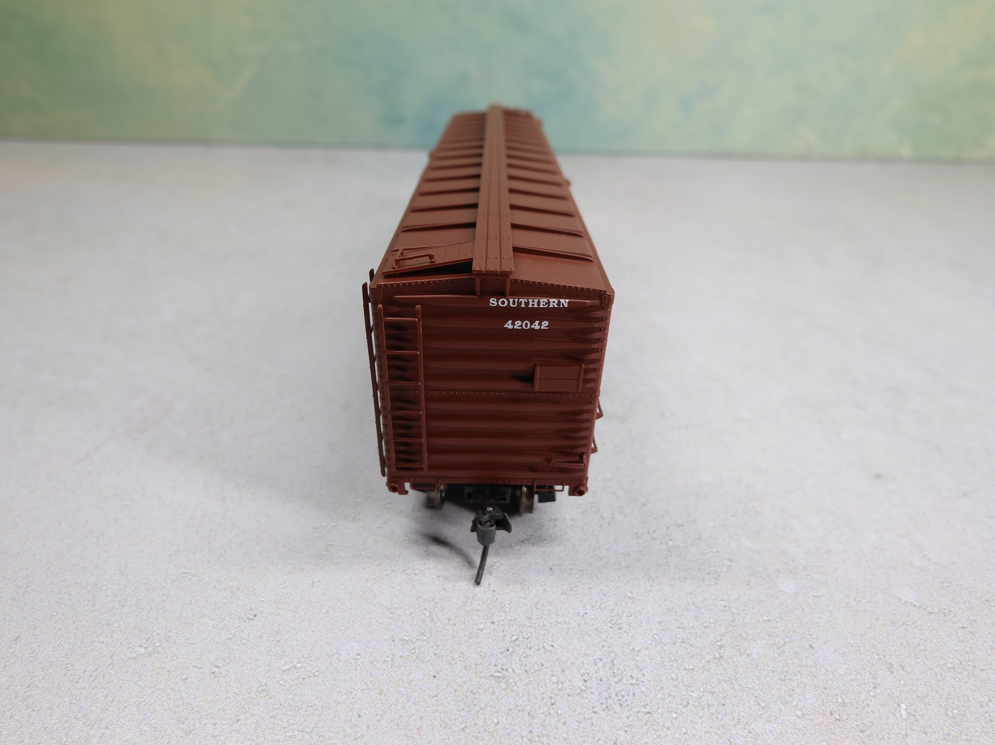 USED Life-Like HO Scale 50' Automobile Box Car Southern #42042 Proto 2000