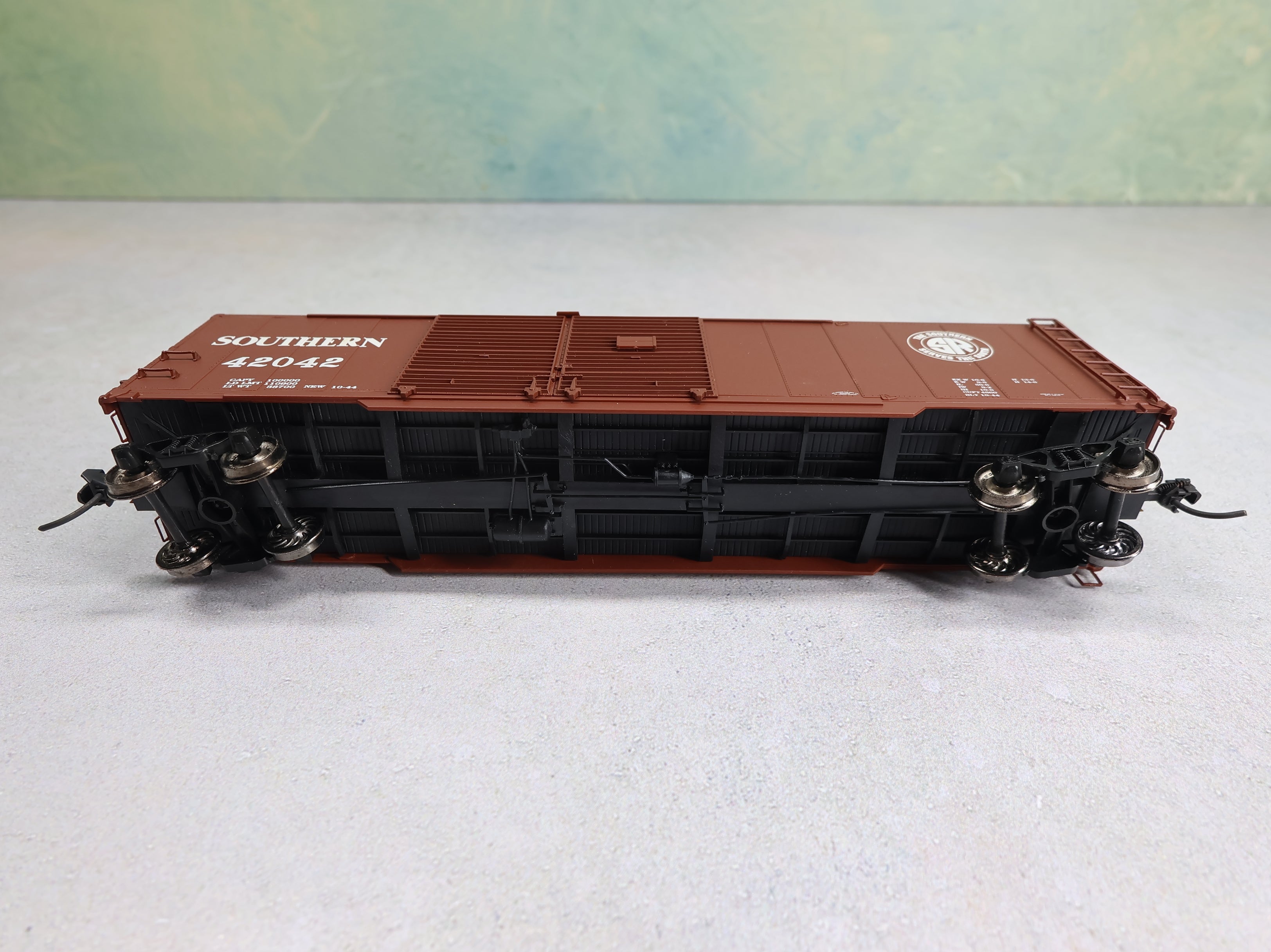 USED Life-Like HO Scale 50' Automobile Box Car Southern #42042 Proto 2000