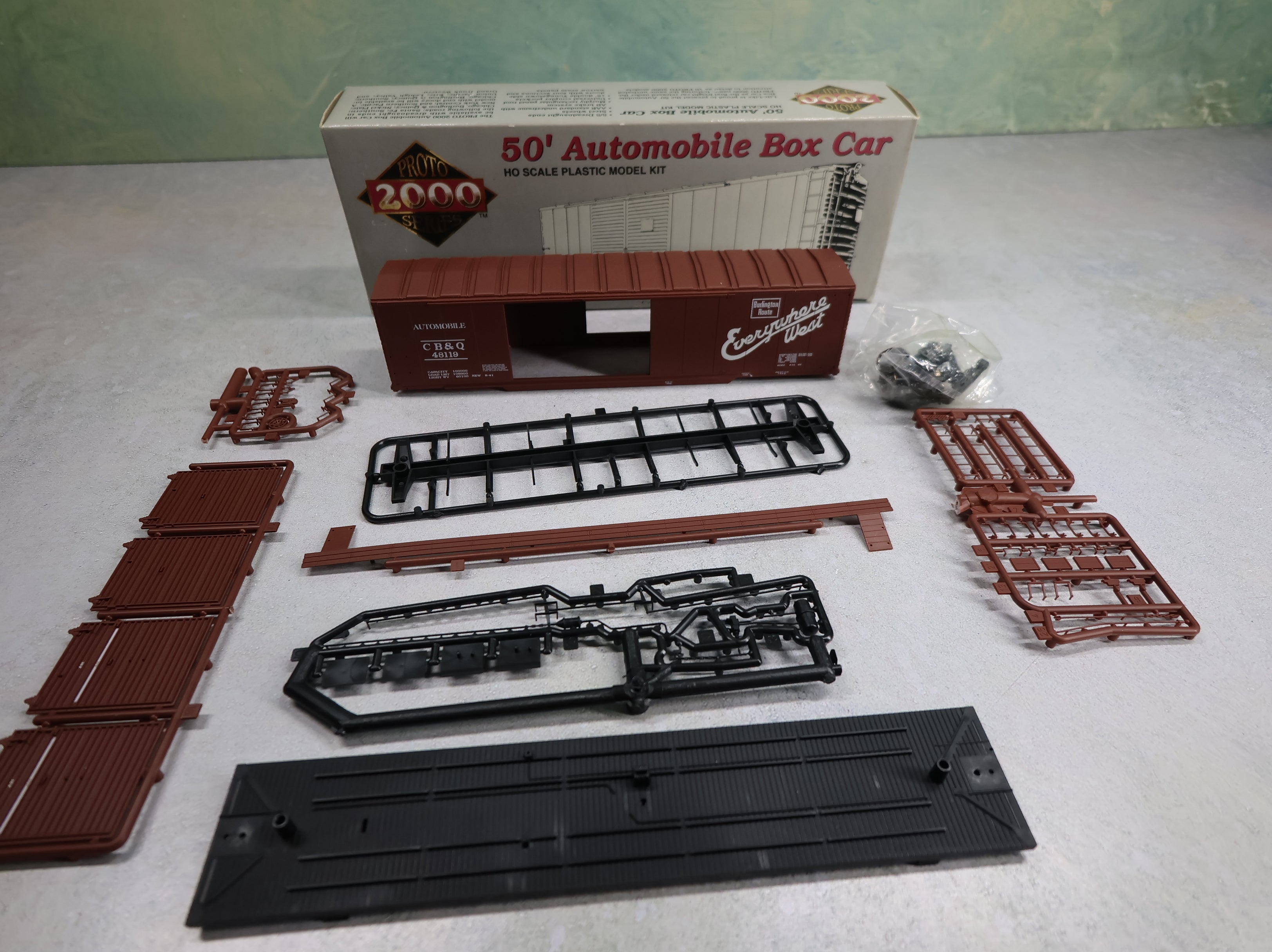 USED Life-Like HO Scale 50' Automobile Box Car Burlington #48119 Proto 2000 KIT