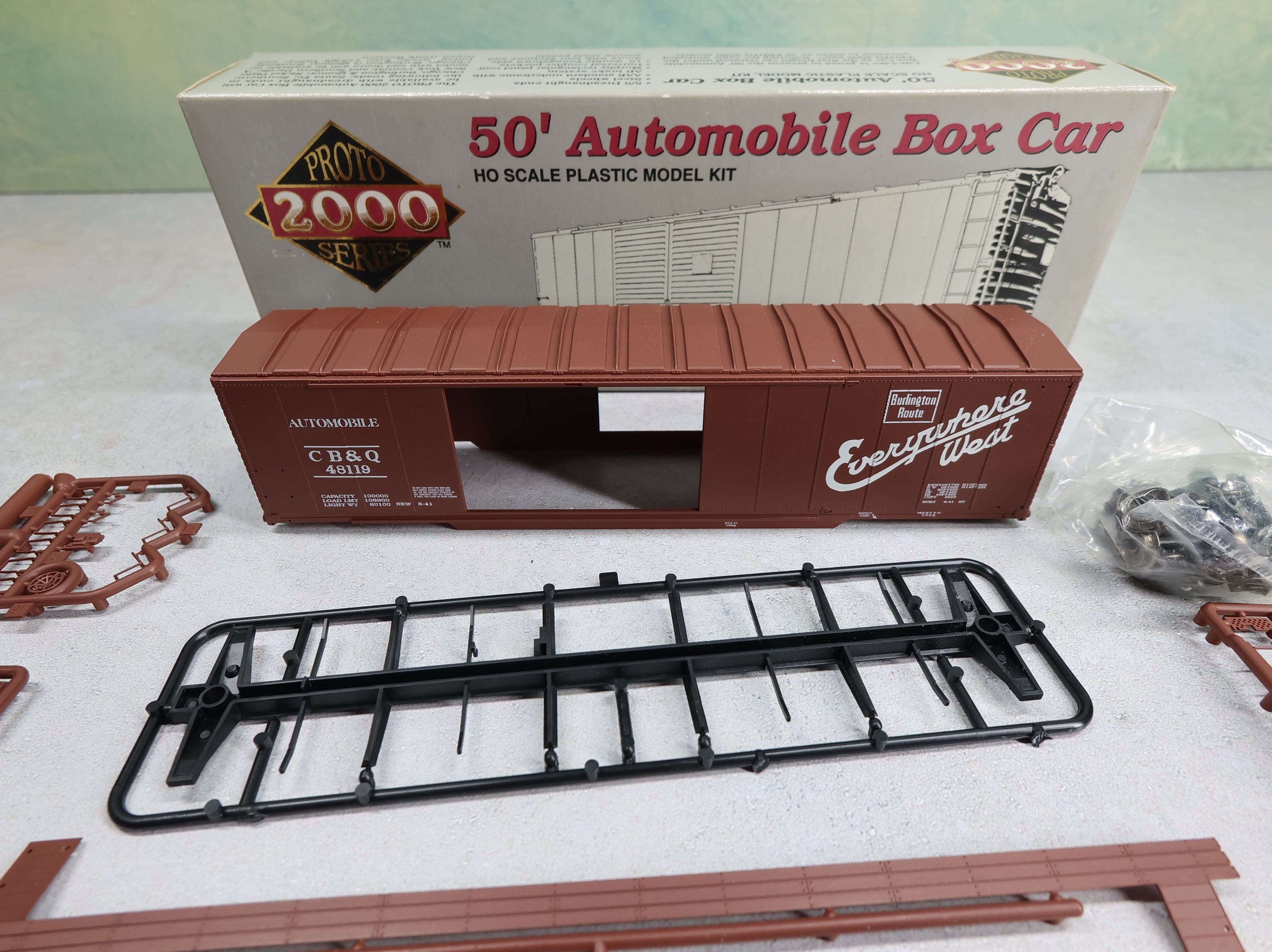 USED Life-Like HO Scale 50' Automobile Box Car Burlington #48119 Proto 2000 KIT