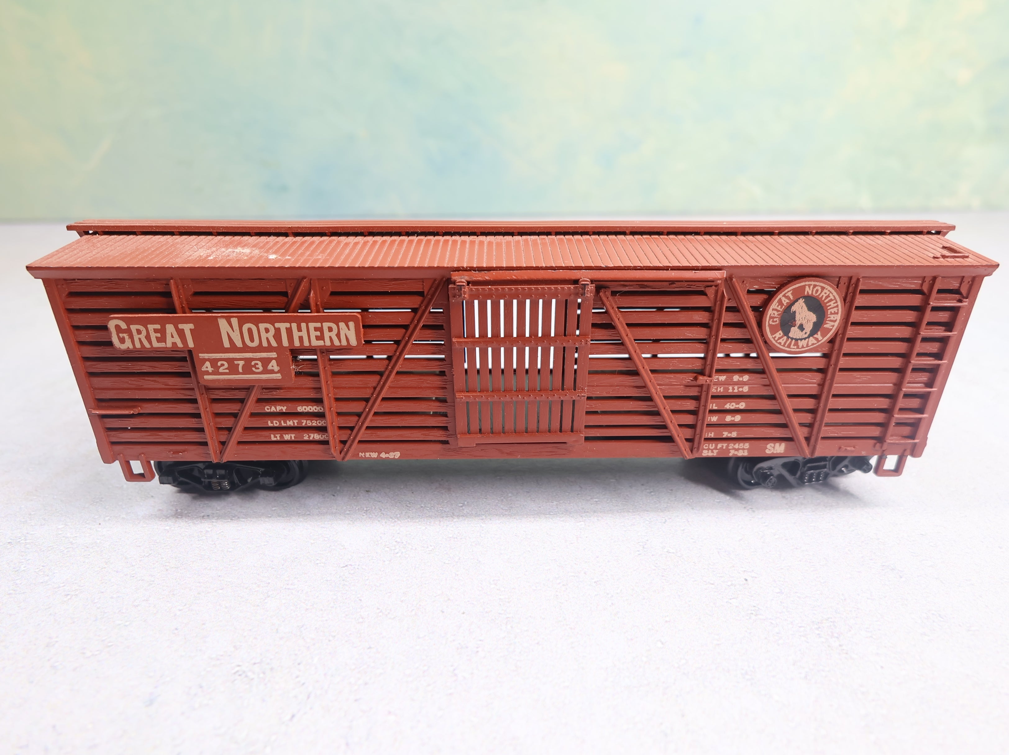 USED Lindberg HO Scale 40' Cattle Stock Car Great Northern GN #42734