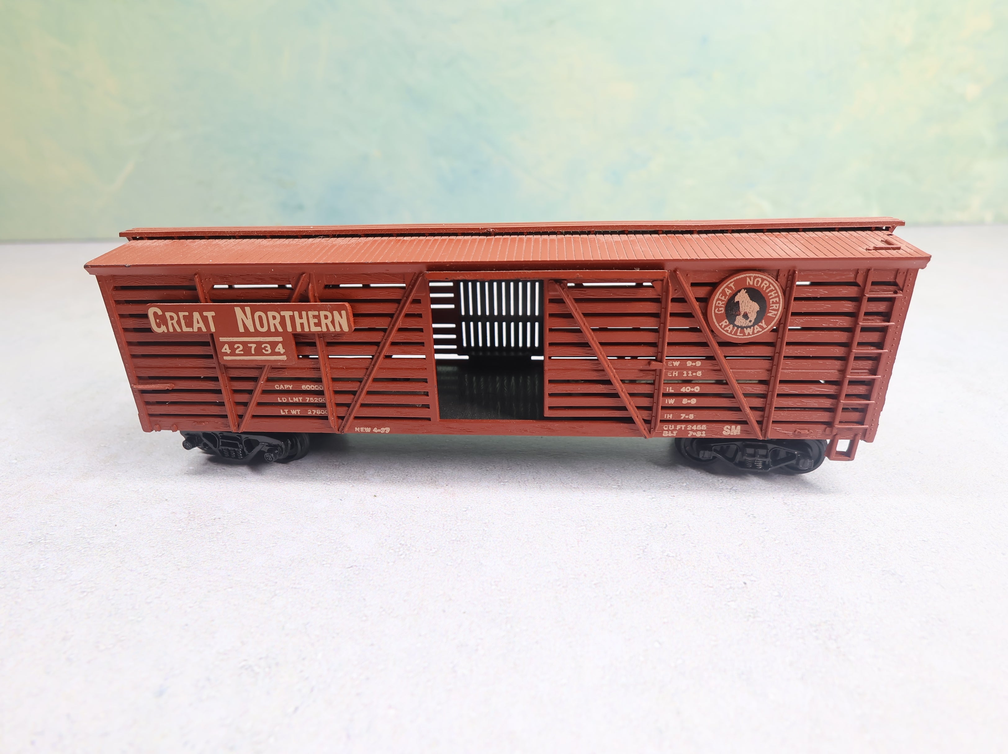 USED Lindberg HO Scale 40' Cattle Stock Car Great Northern GN #42734