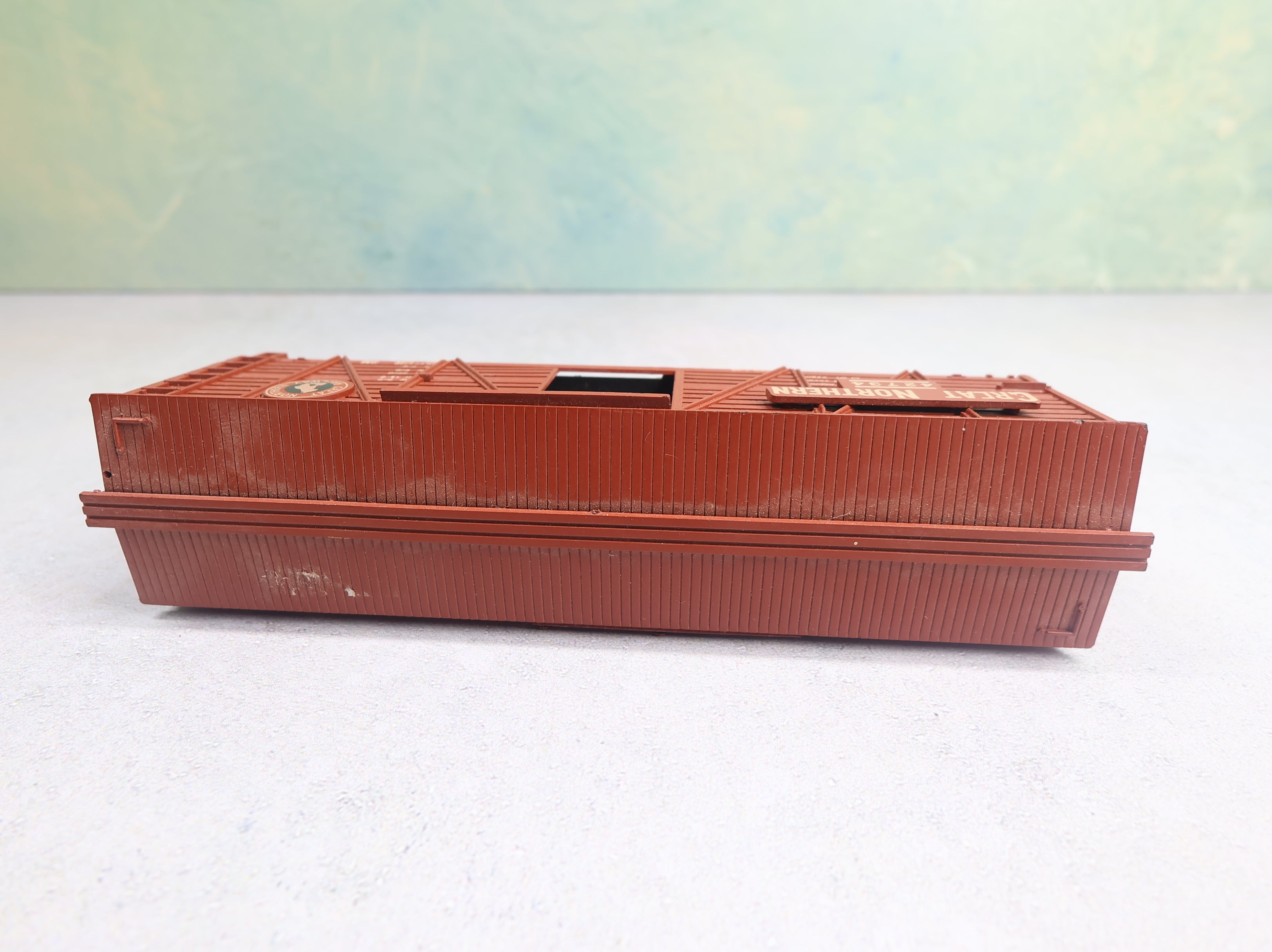 USED Lindberg HO Scale 40' Cattle Stock Car Great Northern GN #42734