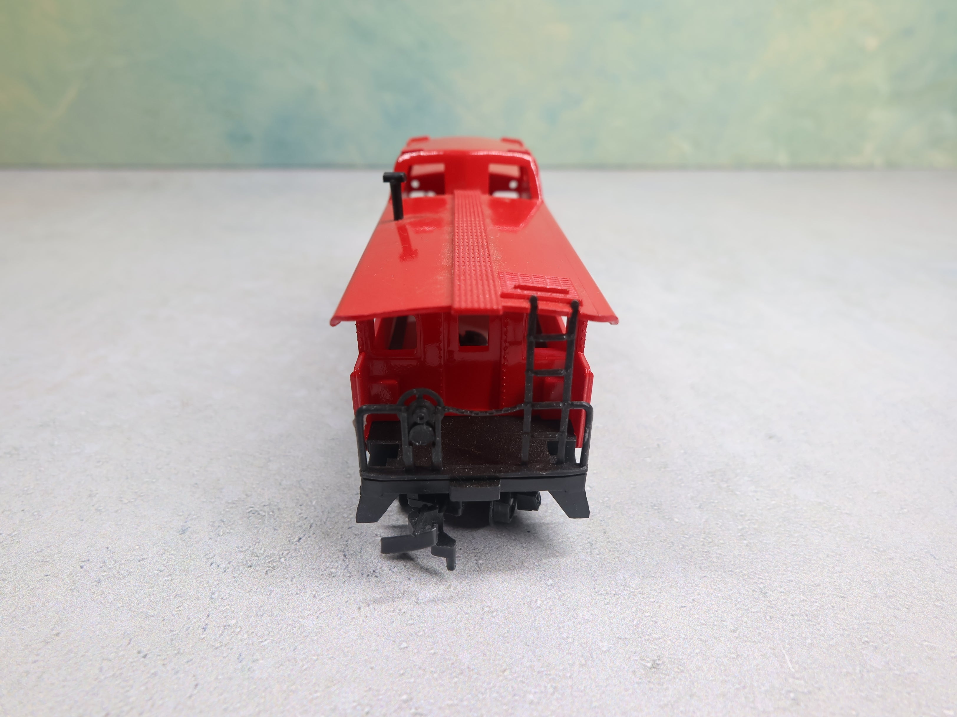 USED Tyco HO Scale Caboose Santa Fe ATSF #7240