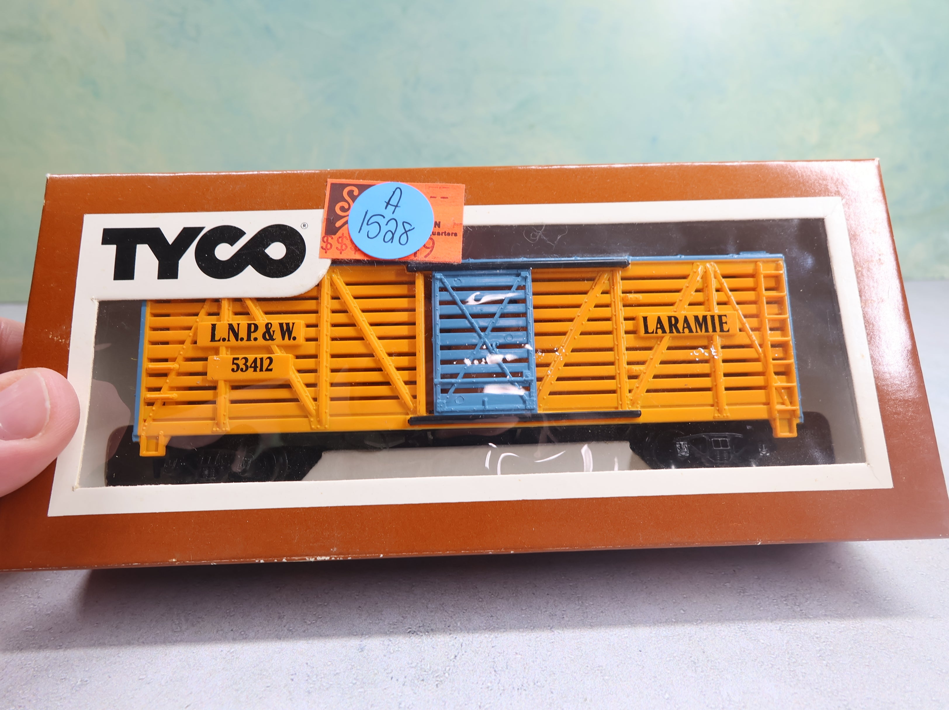 USED Tyco HO Scale 40' Cattle Stock Car Laramie LNP&W #53412