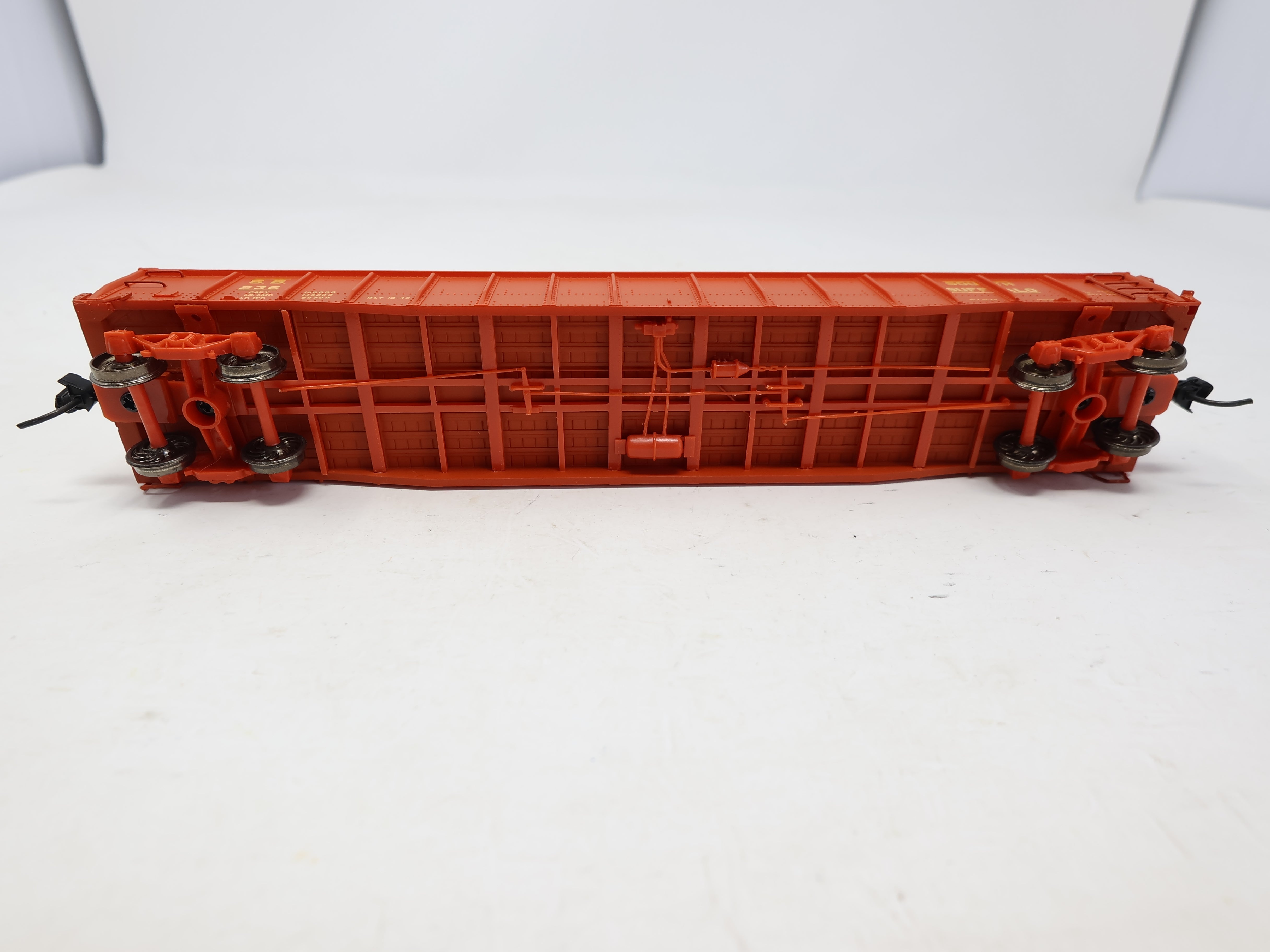USED Life-Like 21460 HO Scale, 52' Drop End Mill Gondola, South Buffalo SB #236