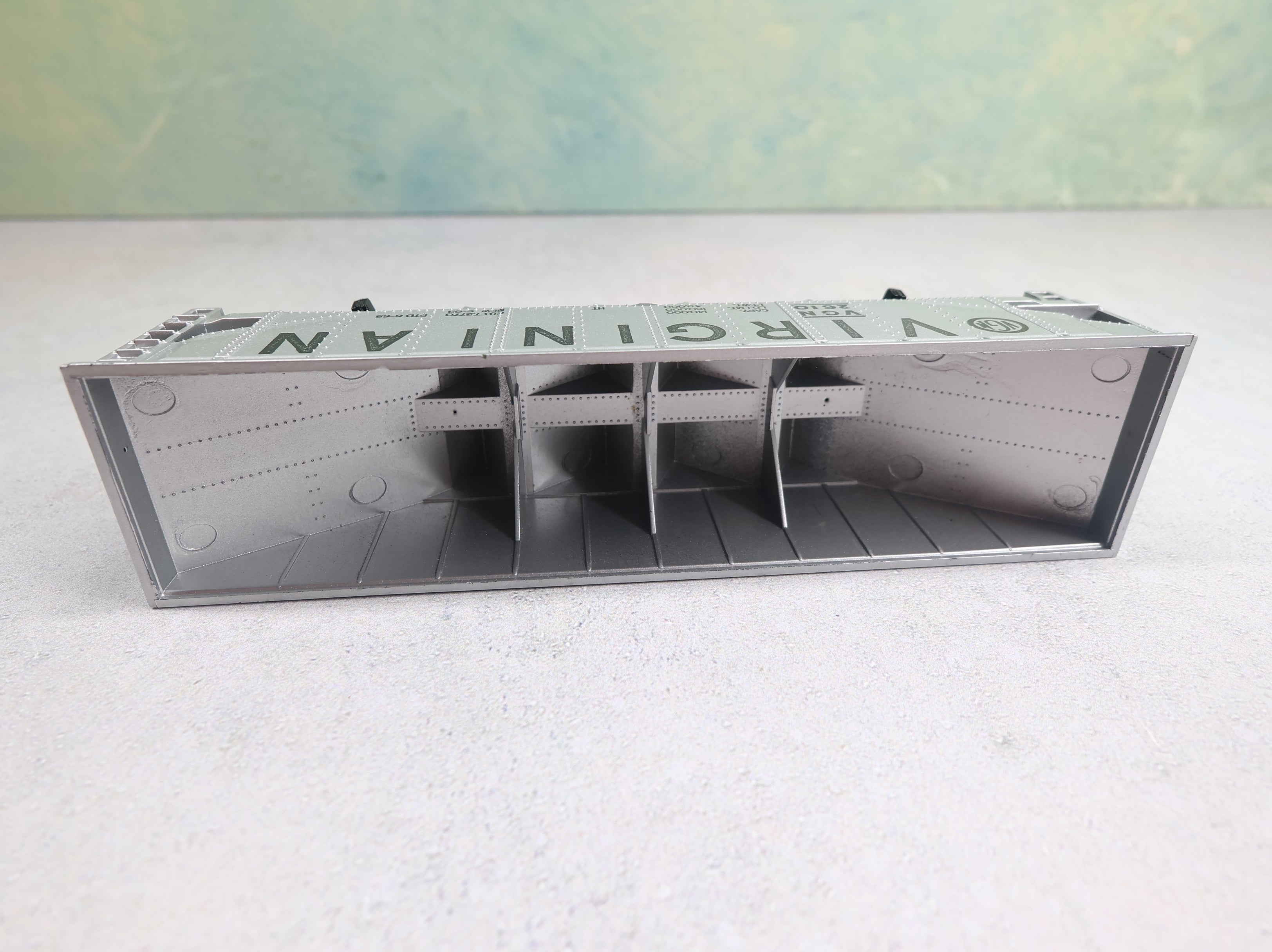 USED Tyco HO Scale Quad Hopper Virginian VGN #2610