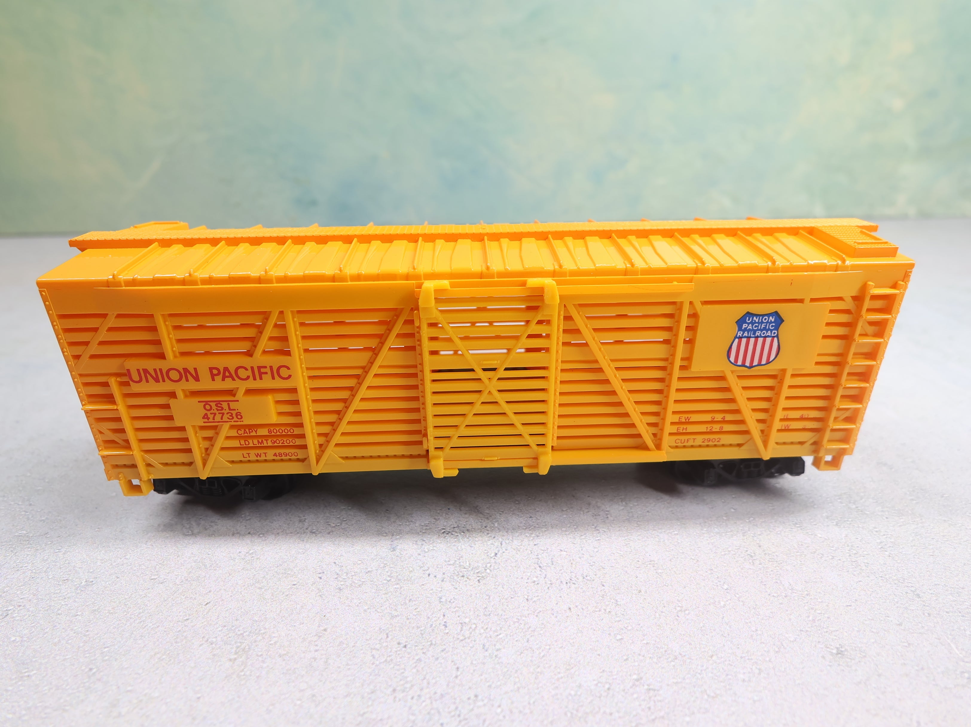 USED Life-Like HO Scale 40' Cattle Stock Car Union Pacific OSL #47736
