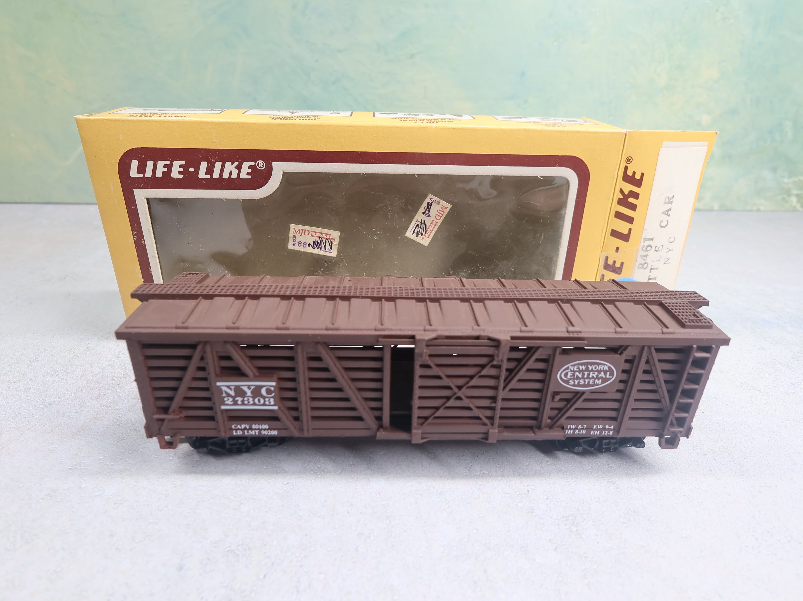 USED Life-Like HO Scale 40' Cattle Stock Car New York Central NYC #27303