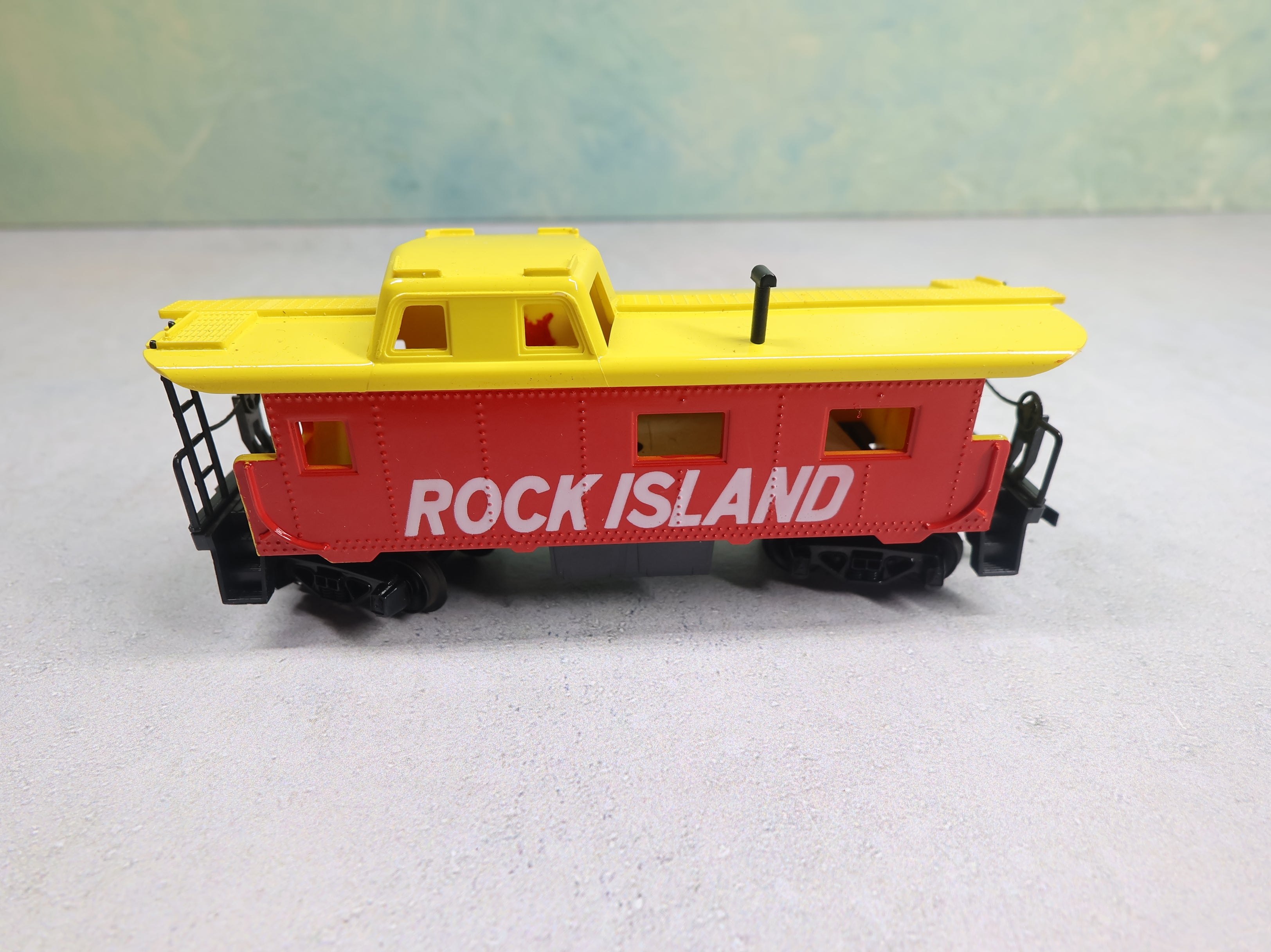 USED Tyco HO Scale Caboose Rock Island