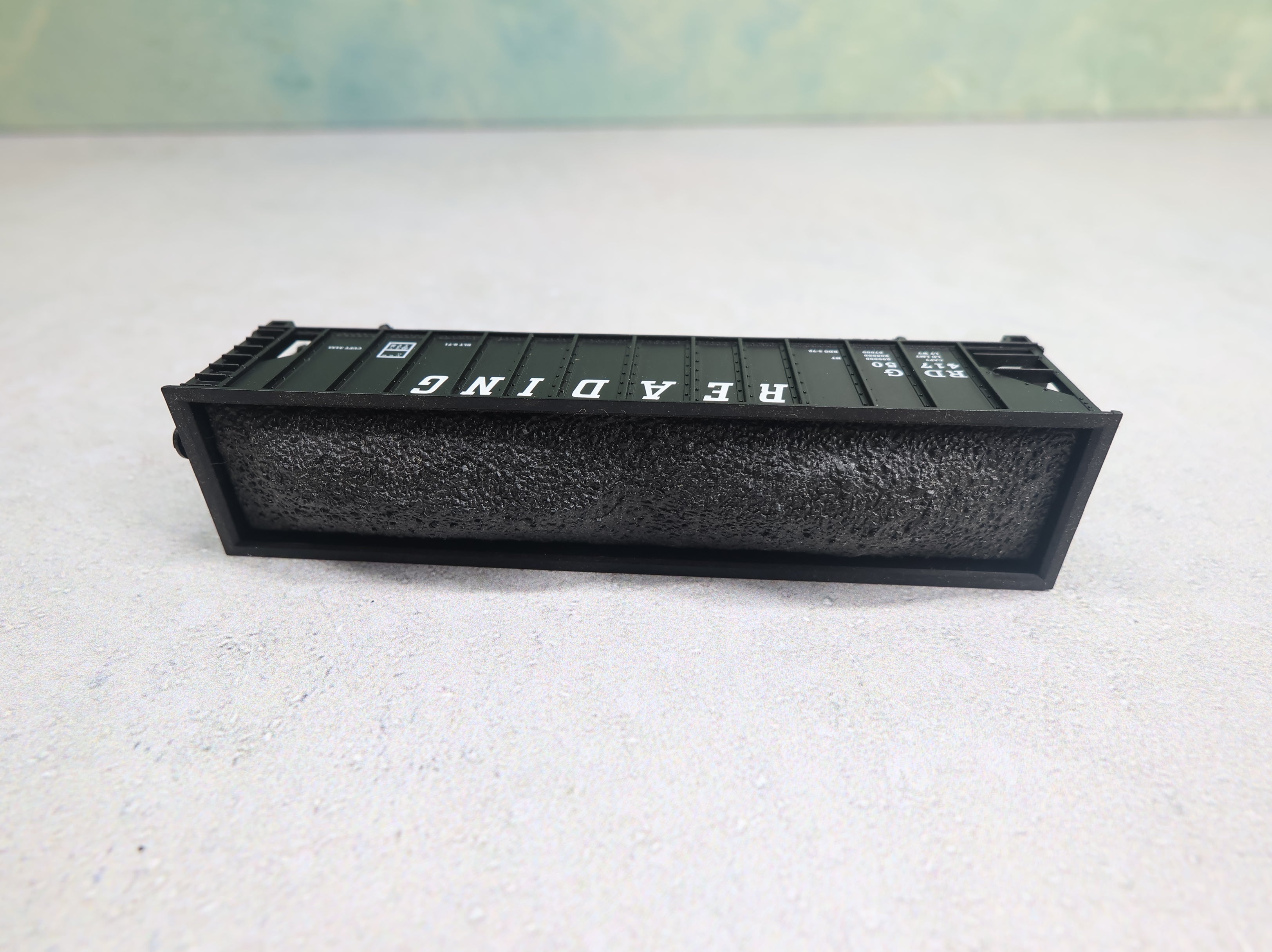 USED Atlas N Scale 100 Ton 3 Bay Hopper Reading RDG #41750 w/ Coal, Knuckle Couplers