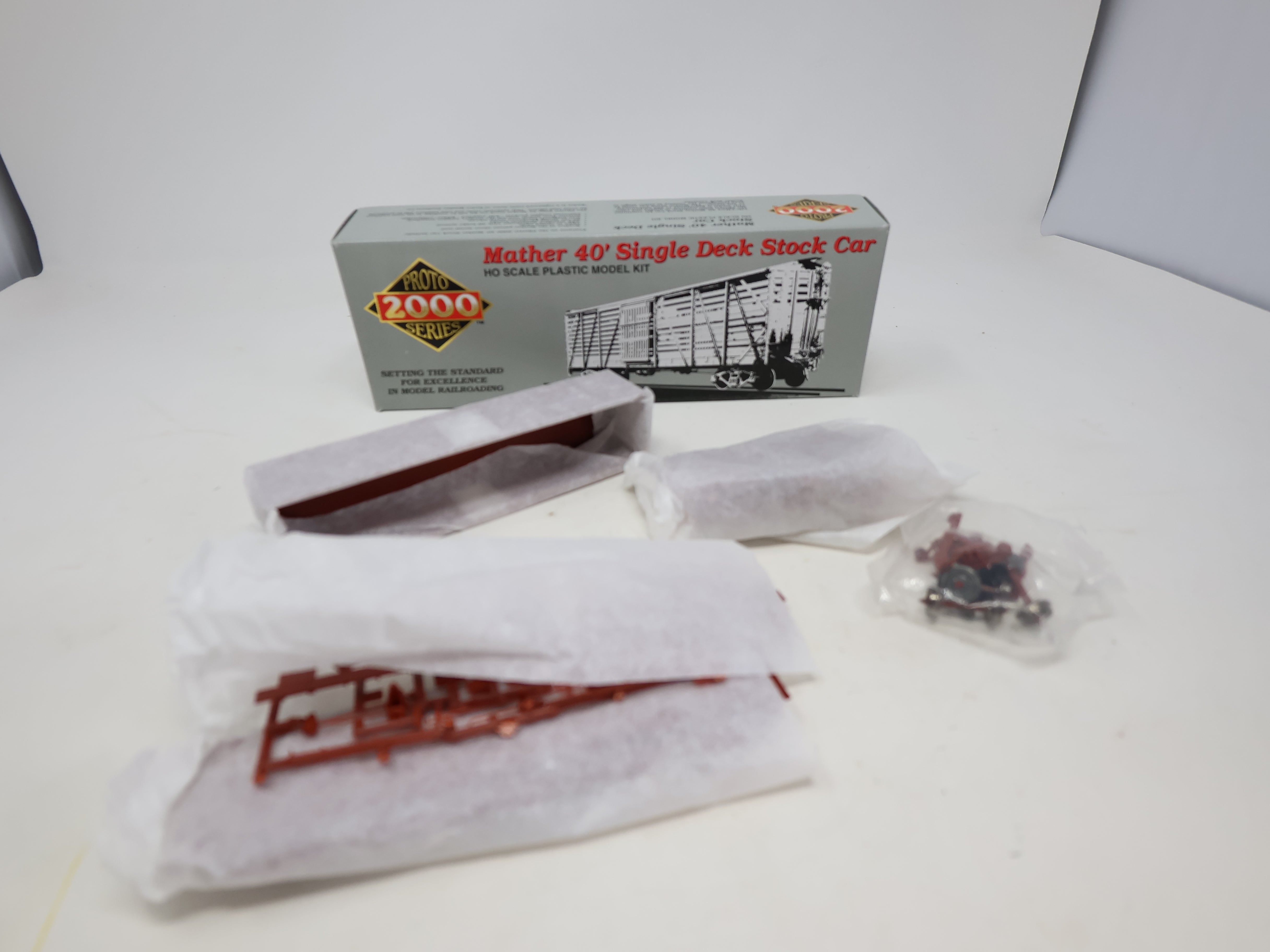 USED Life-Like HO Scale, Mather 40' Single Deck Stock Car, Chicago & North Western CNW #36627, Proto2000 (KIT)
