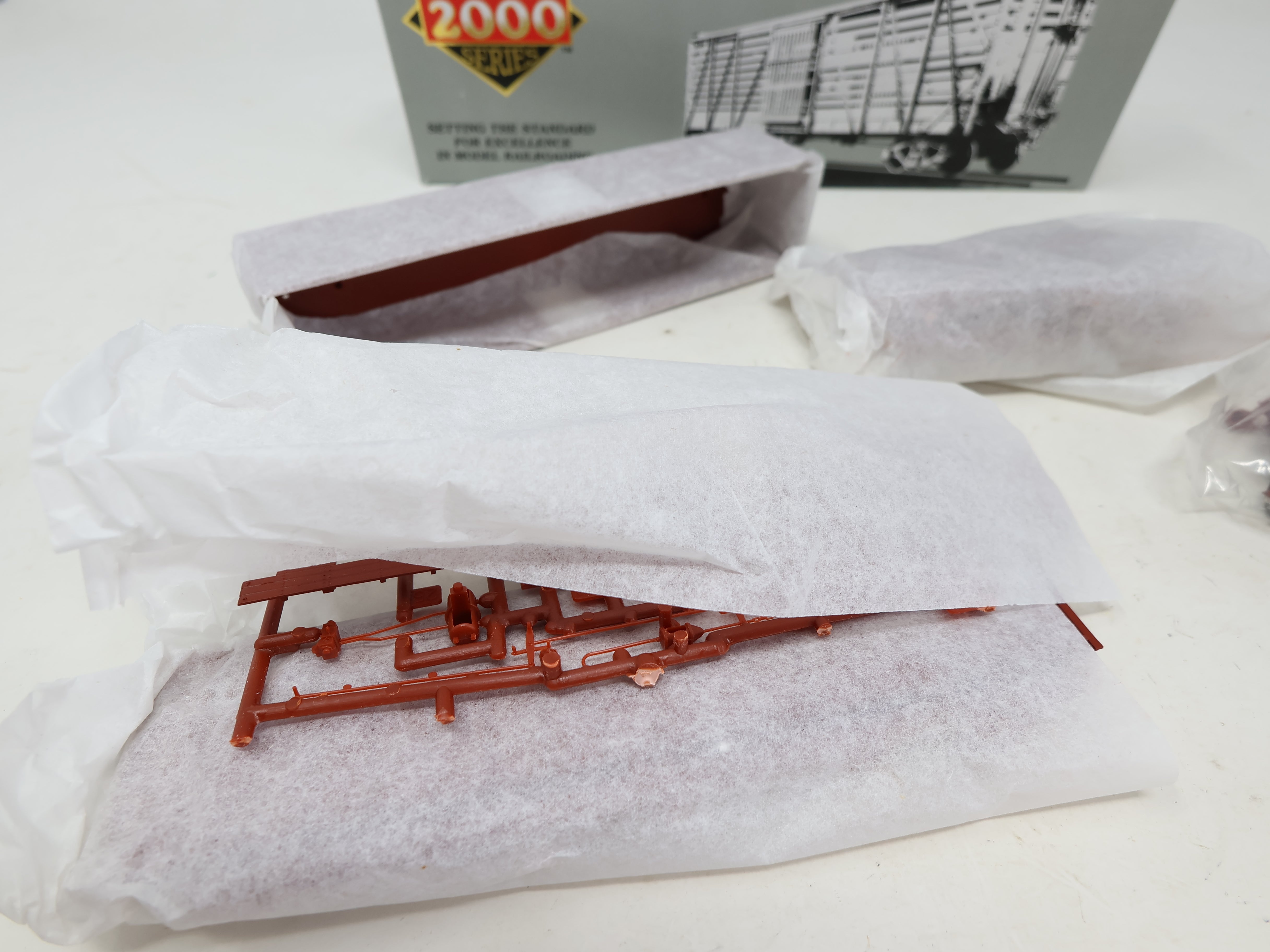 USED Life-Like HO Scale, Mather 40' Single Deck Stock Car, Chicago & North Western CNW #36627, Proto2000 (KIT)