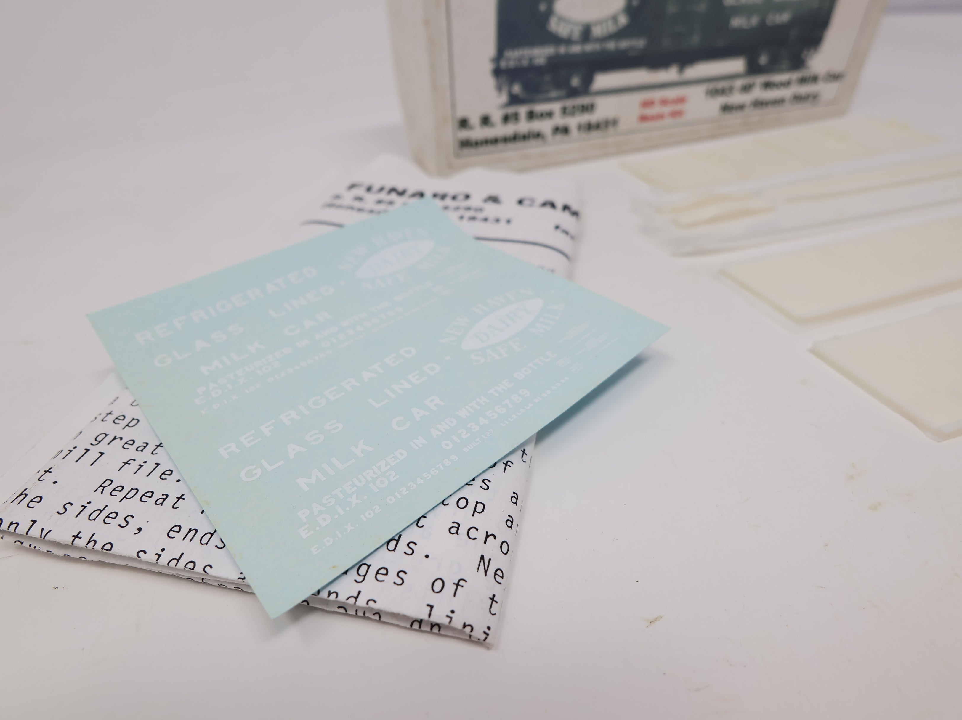 USED Funaro & Camerlengo 1043 HO Scale 40' Wood Milk Car - New Haven Dairy Decals KIT