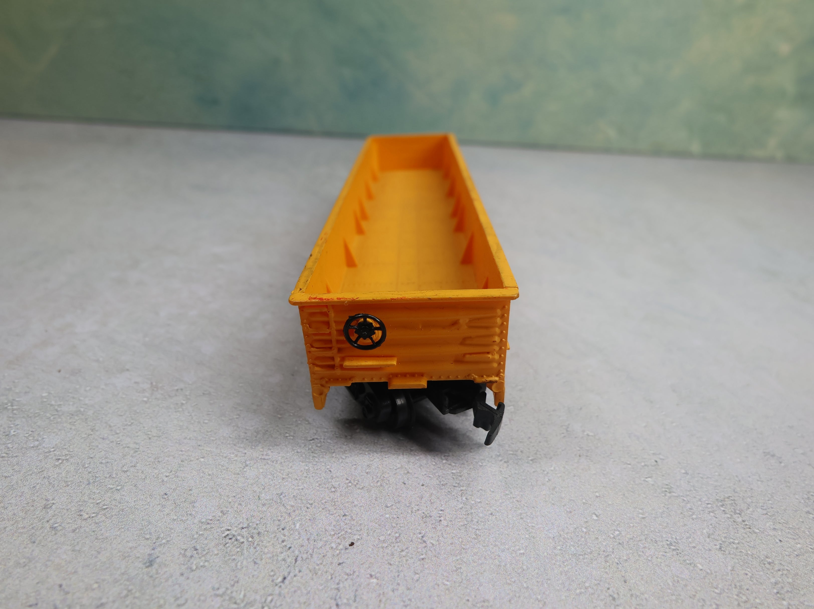 USED HO Scale 40' Gondola Union Pacific UP #2923