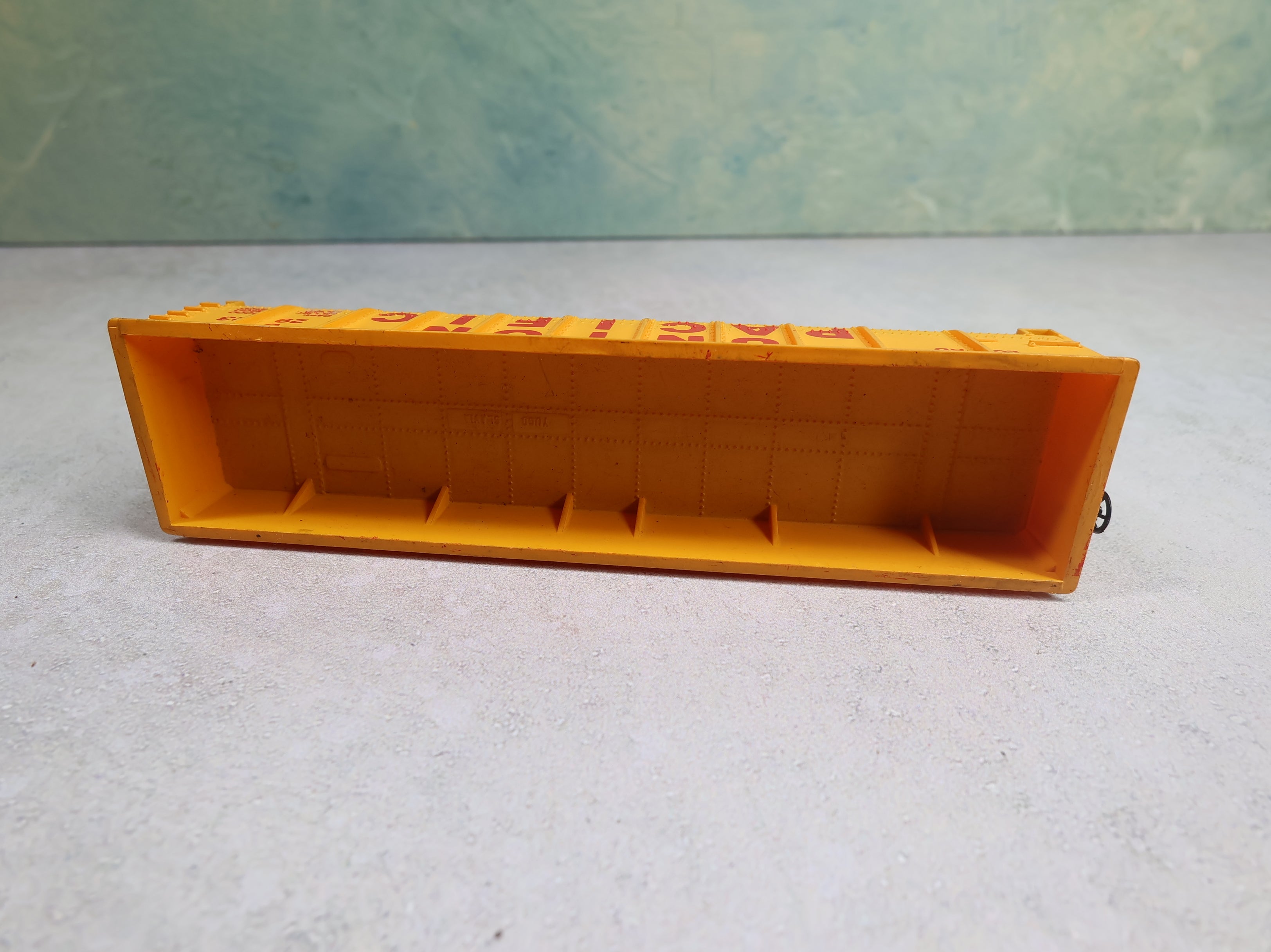 USED HO Scale 40' Gondola Union Pacific UP #2923