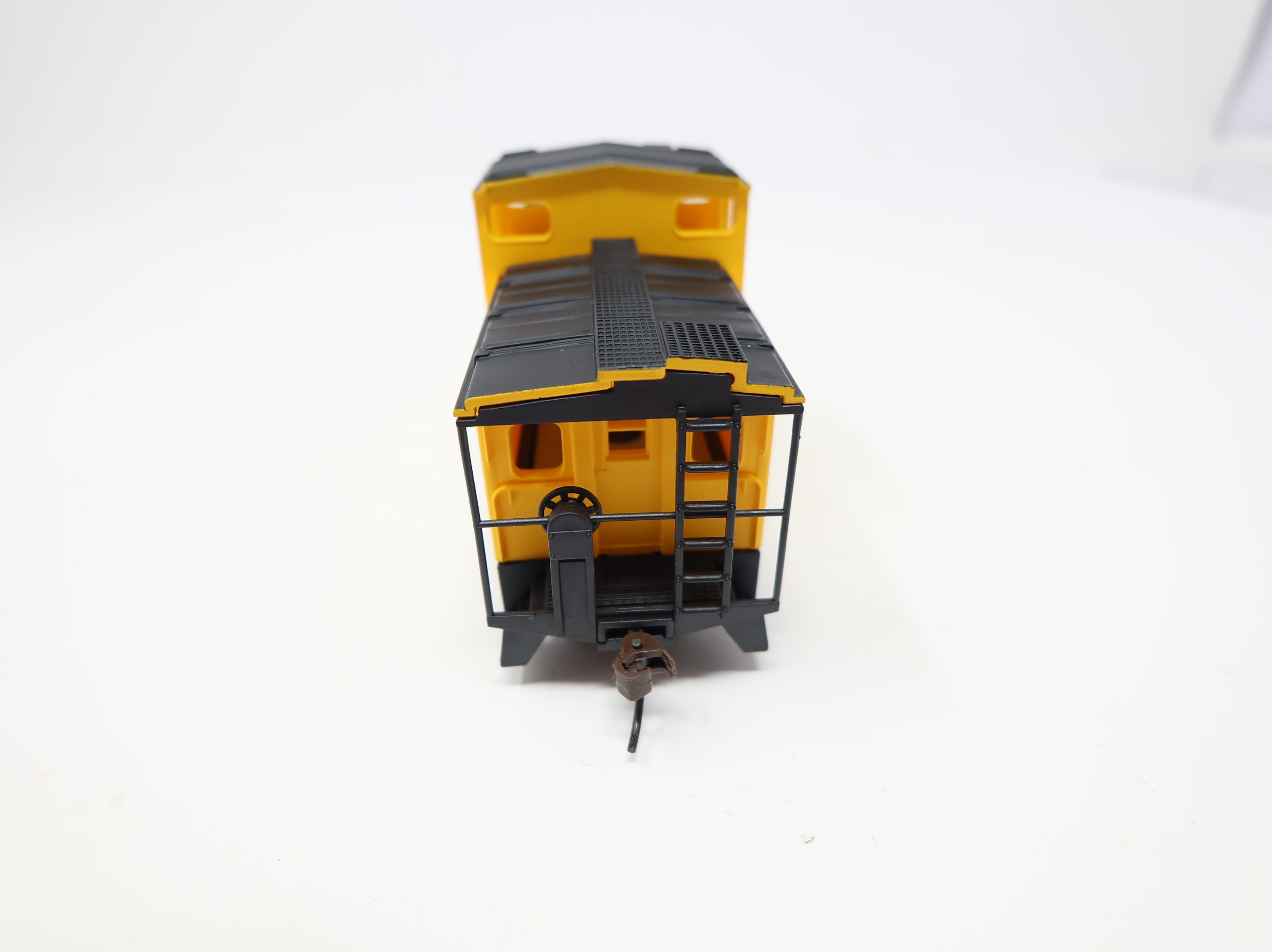 USED WalthersTrainline HO Scale Wide Vision Caboose Limited Run Russell-Stanley RS #2005