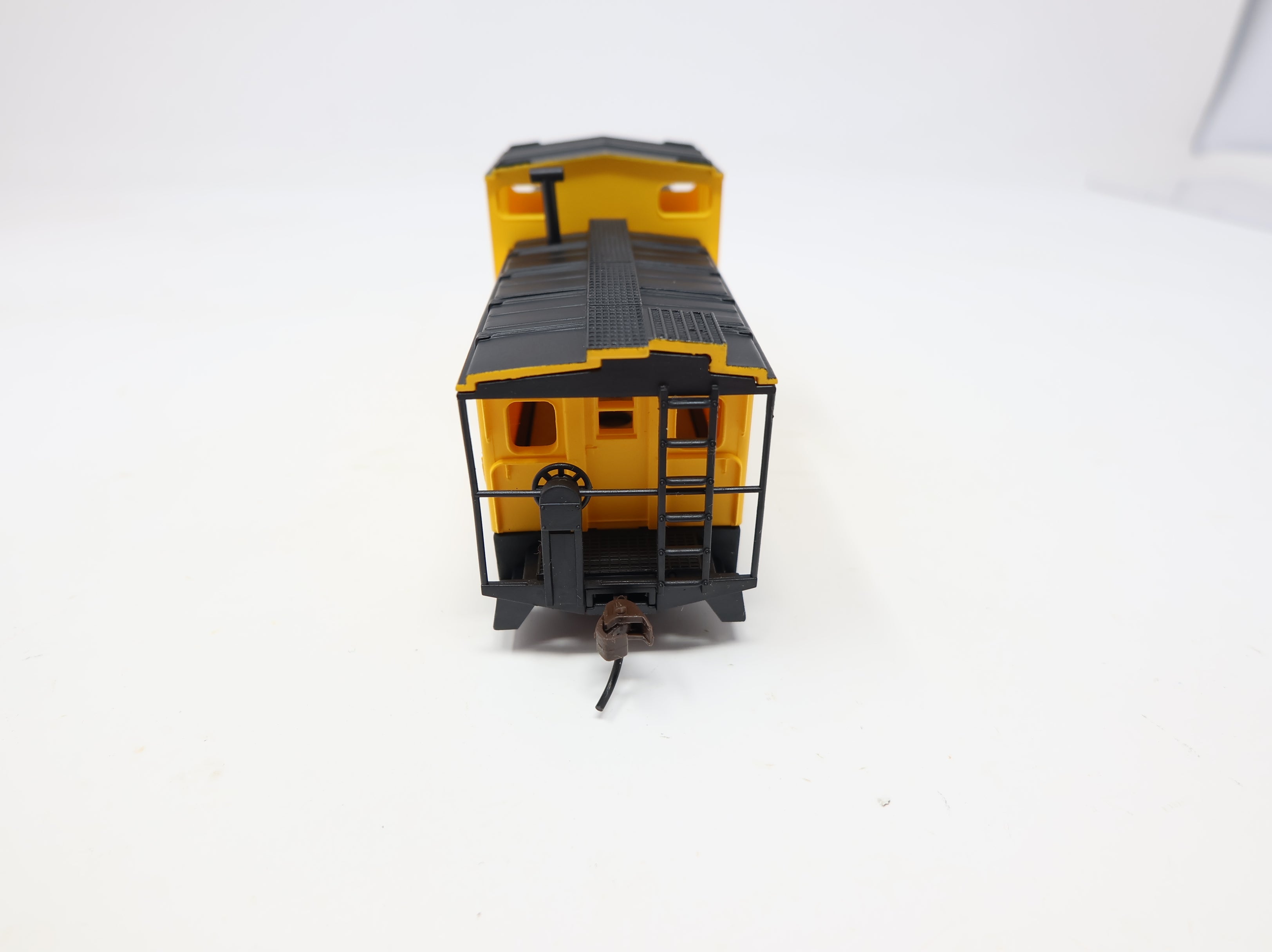 USED WalthersTrainline HO Scale Wide Vision Caboose Limited Run Russell-Stanley RS #2005