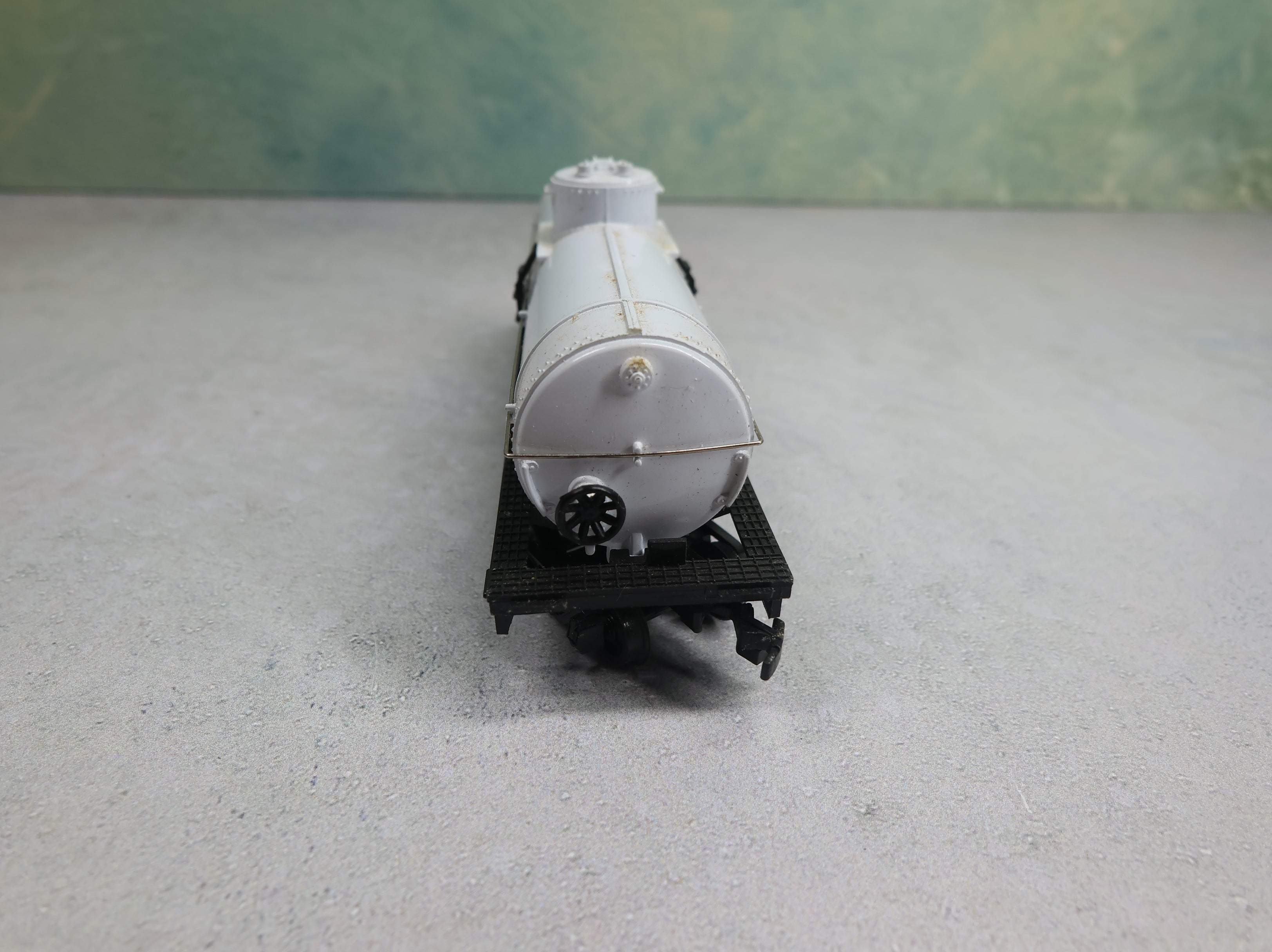 USED Bachmann HO Scale Single Dome Tank Car Cyanamid