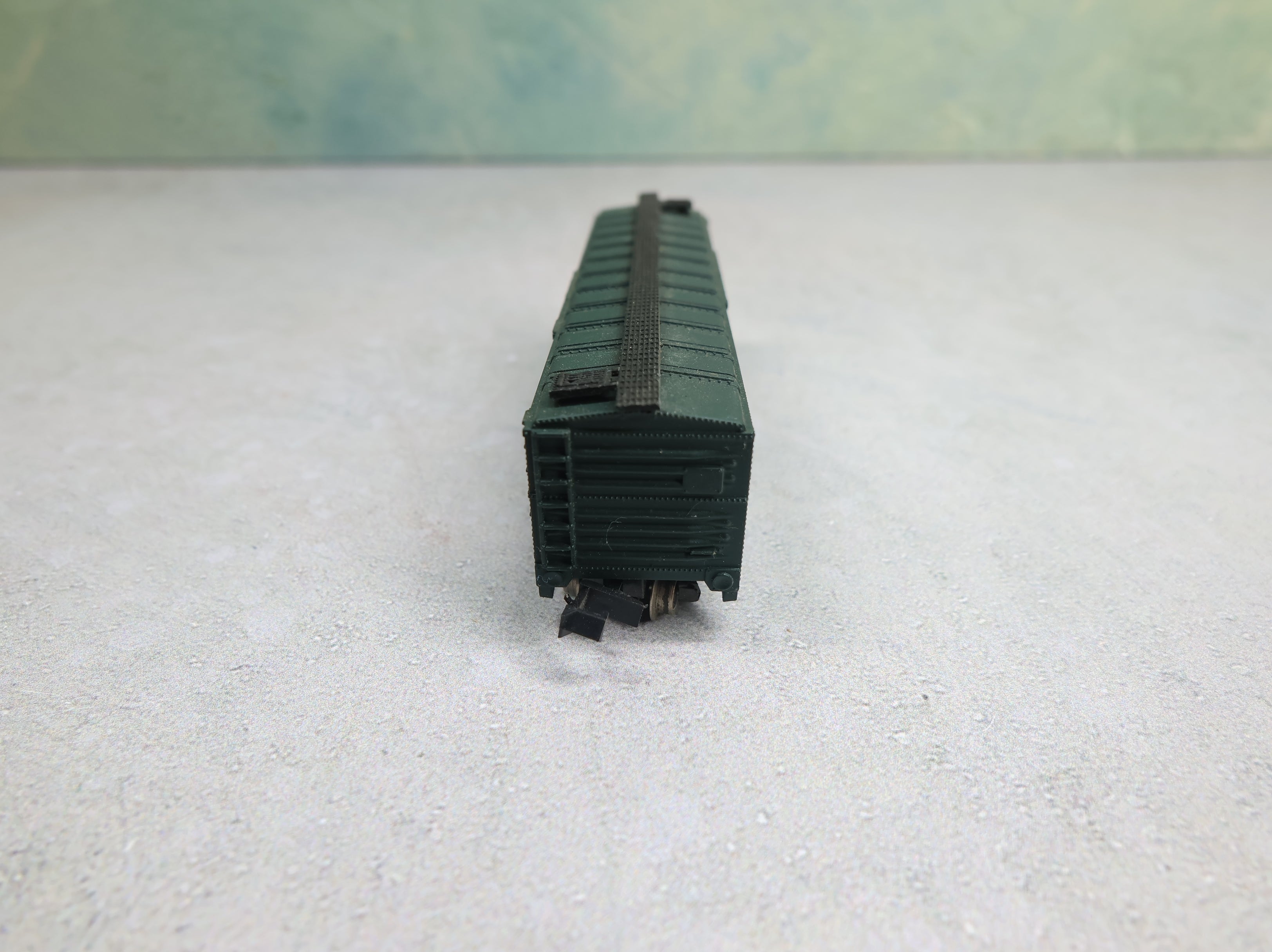 USED Atlas N Scale 40' Box Car Linde Union Carbide LAPX #2199