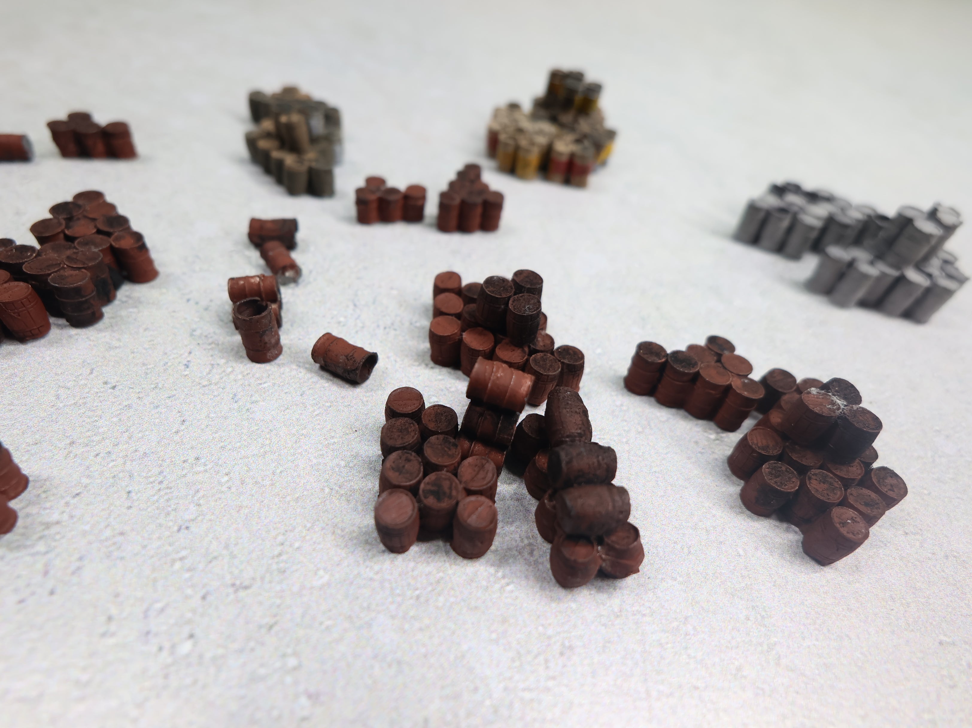 USED N Scale Clumps of Barrels