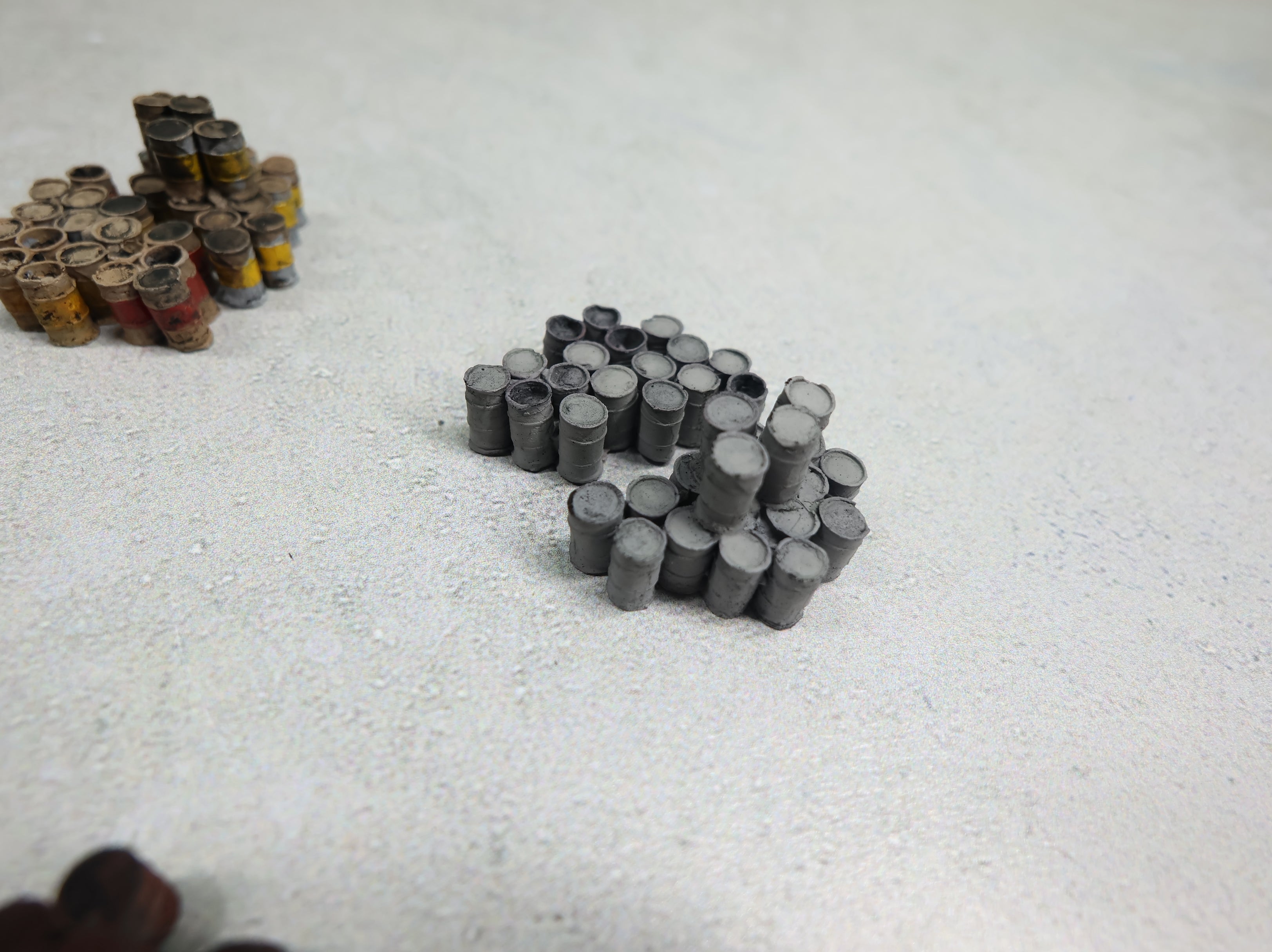 USED N Scale Clumps of Barrels