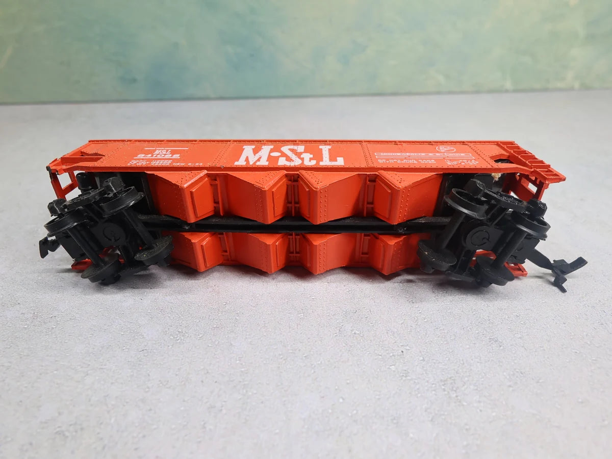 USED Bachmann HO Scale Quad Hopper MTsL #541085