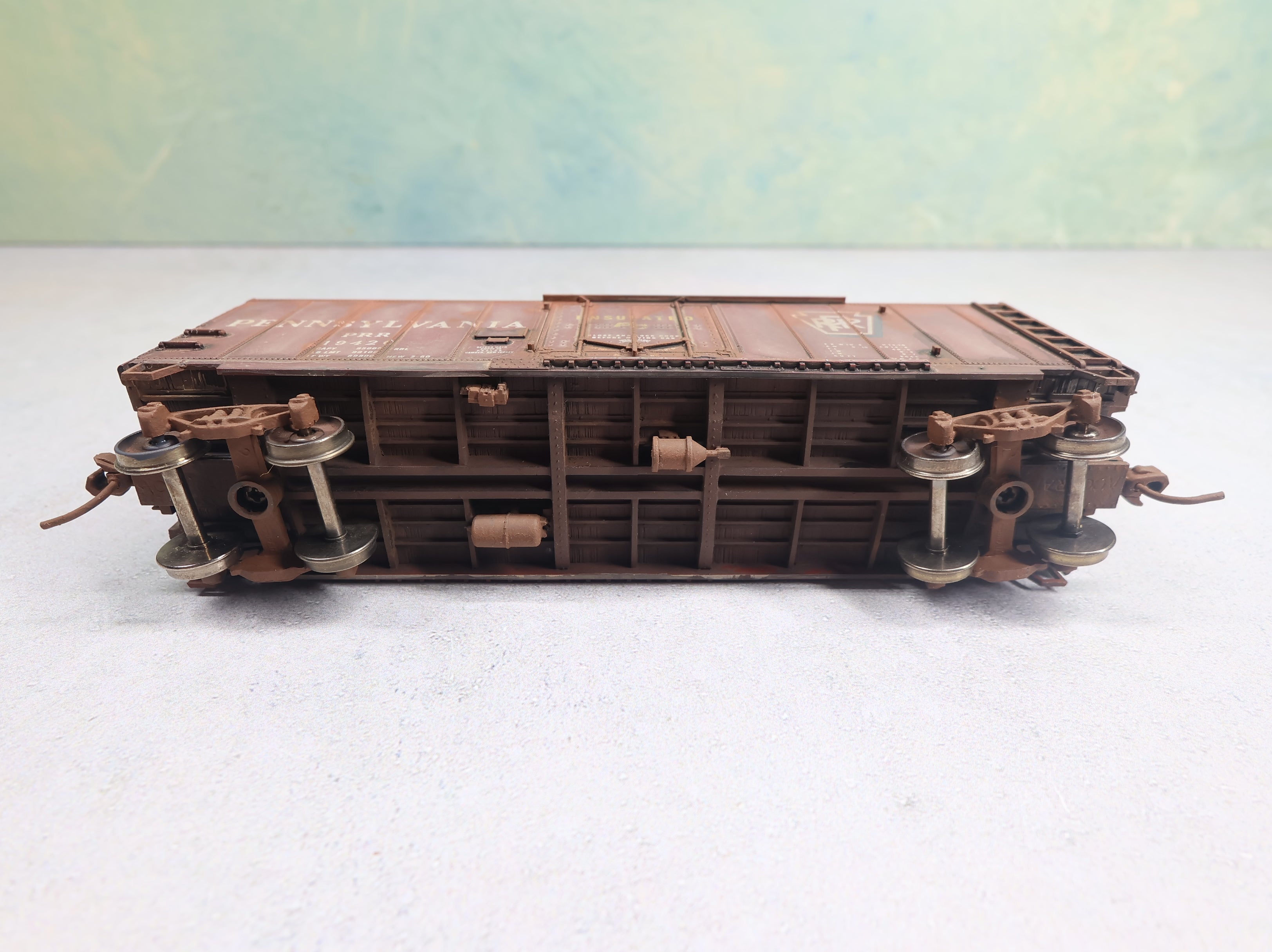 USED Accurail 3102 HO Scale 40' Plug Door Box Car Pennsylvania PRR #19420 Weathered