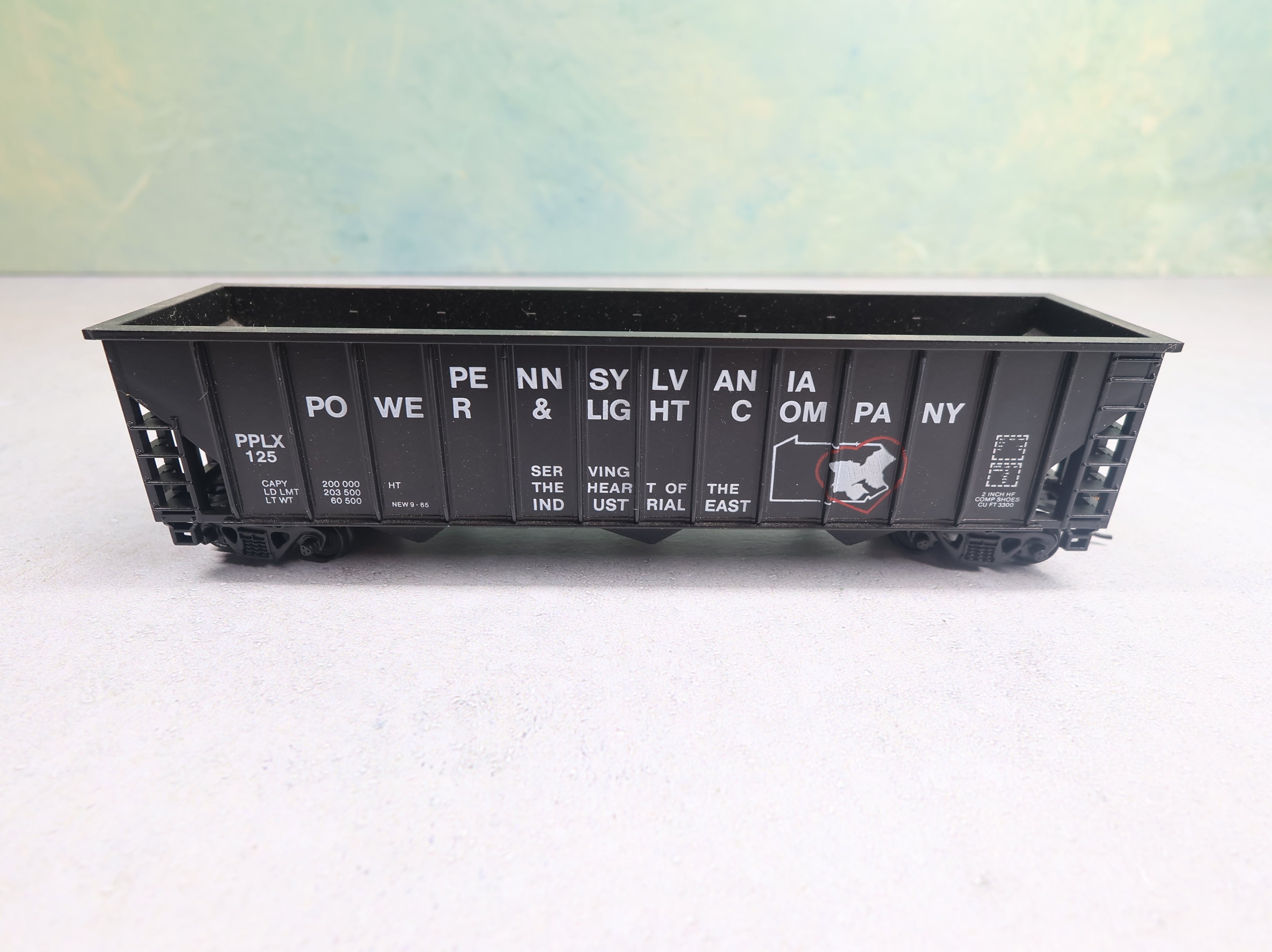 USED Con-Cor HO Scale 12 Panel 100 Ton Hopper PP&L PPLX #125