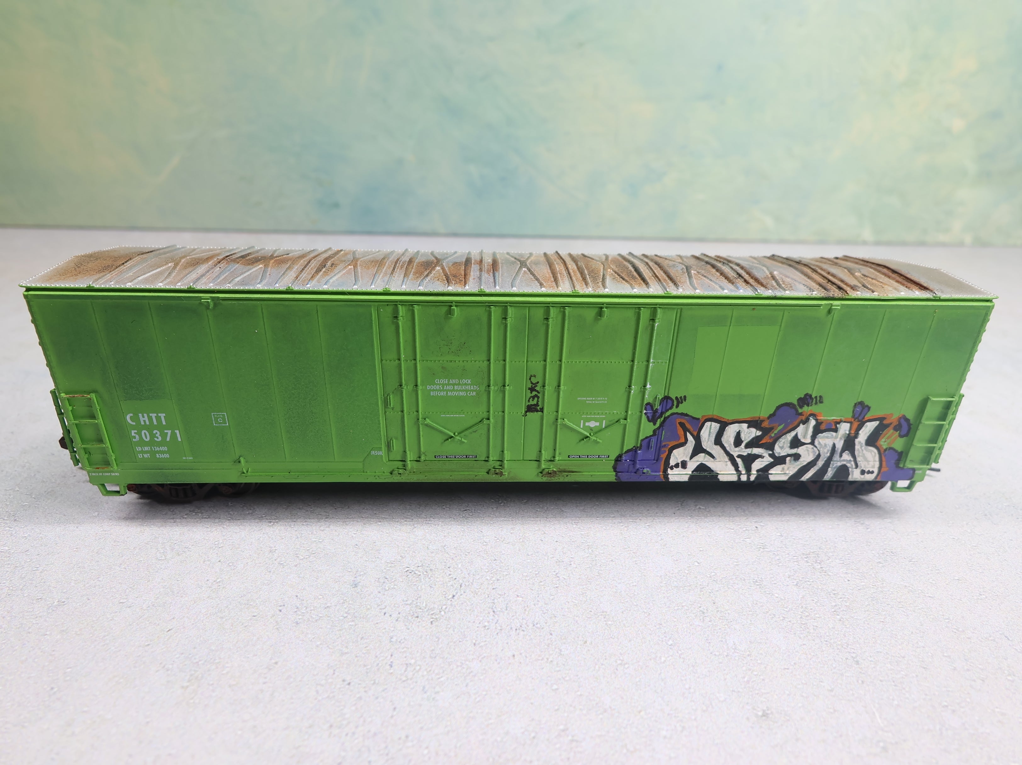 USED Atlas 20000107 HO Scale Evans 53' DPD Box Car CHTT #50371 Weathered w/ Graffiti
