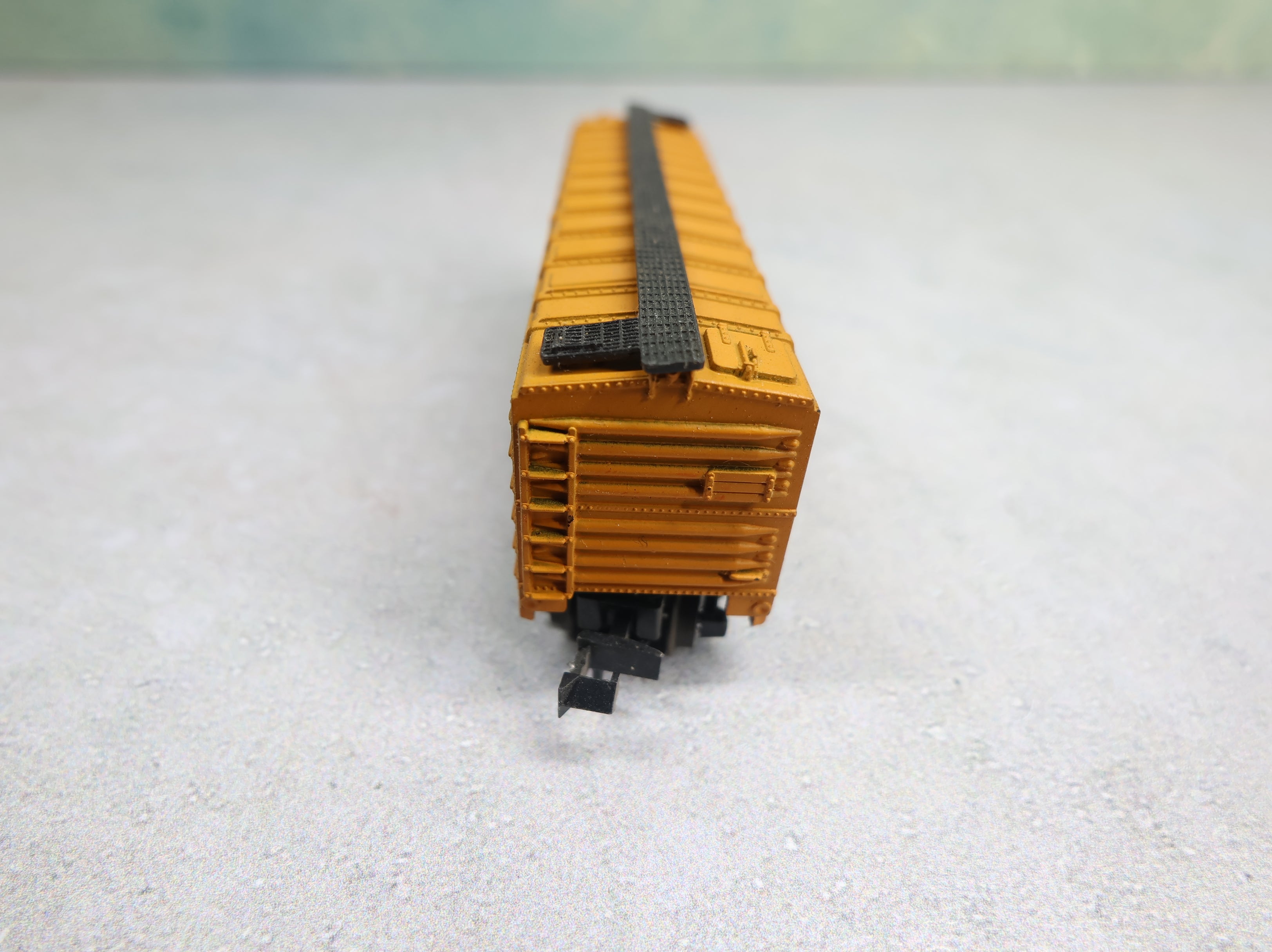 USED TRIX N Scale 40' Box Car Hormel NADX #3521