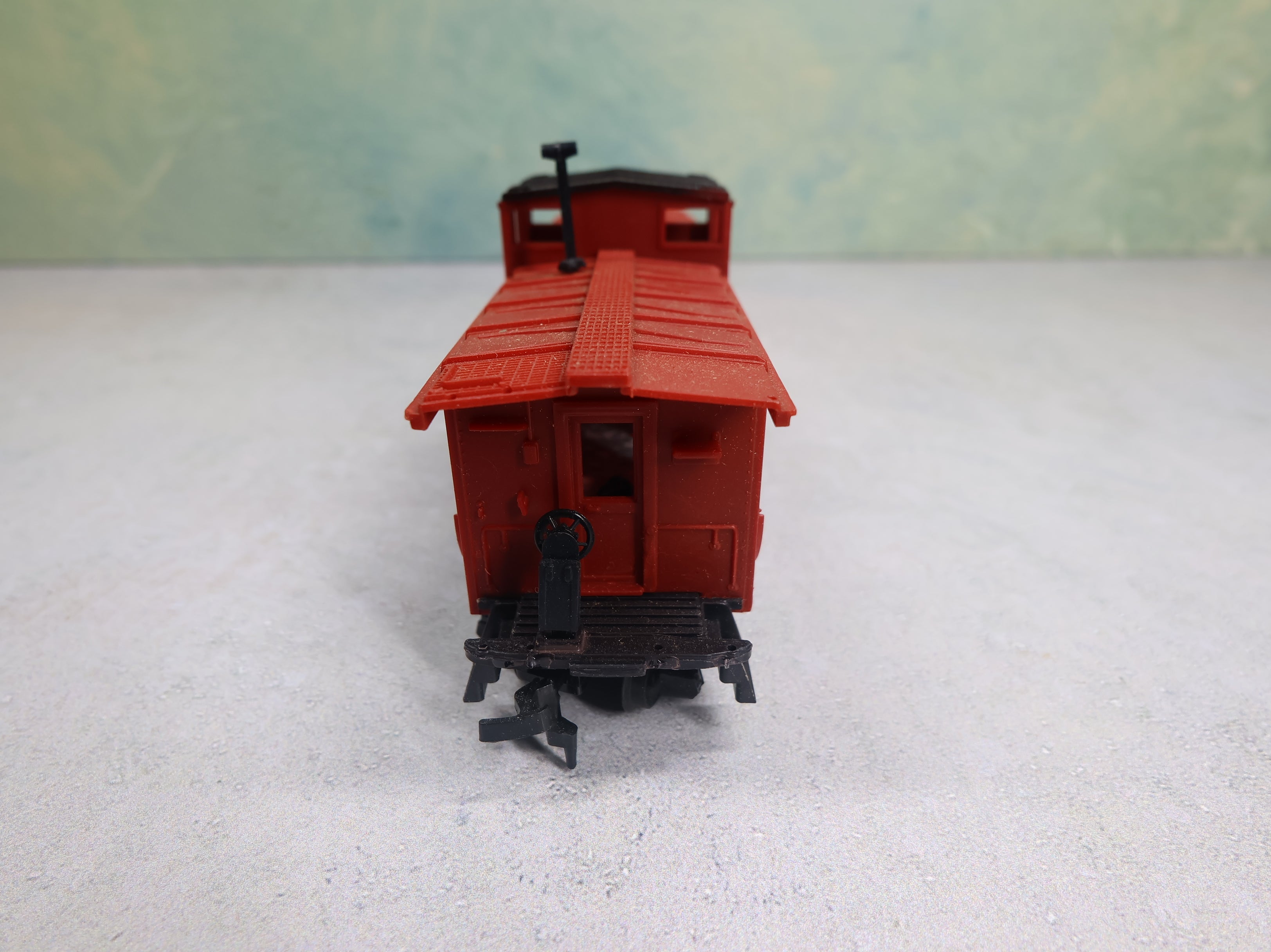 USED Tyco HO Scale Caboose Santa Fe ATSF #7240