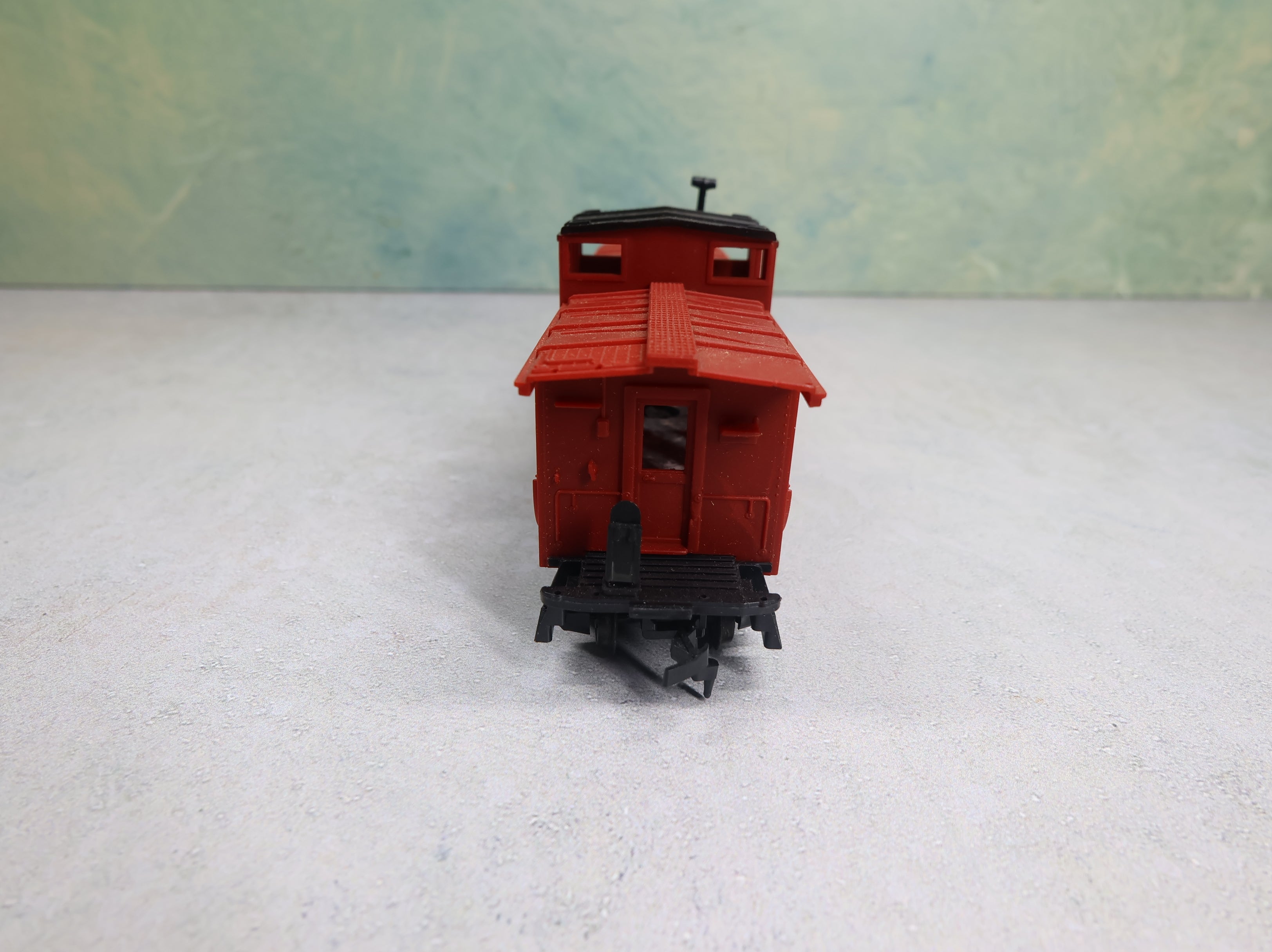 USED Tyco HO Scale Caboose Santa Fe ATSF #7240