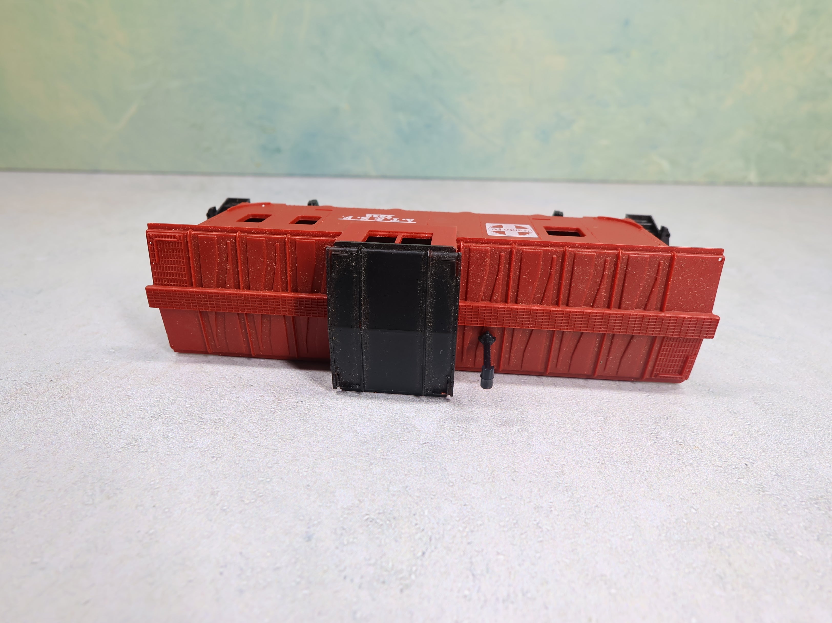 USED Tyco HO Scale Caboose Santa Fe ATSF #7240