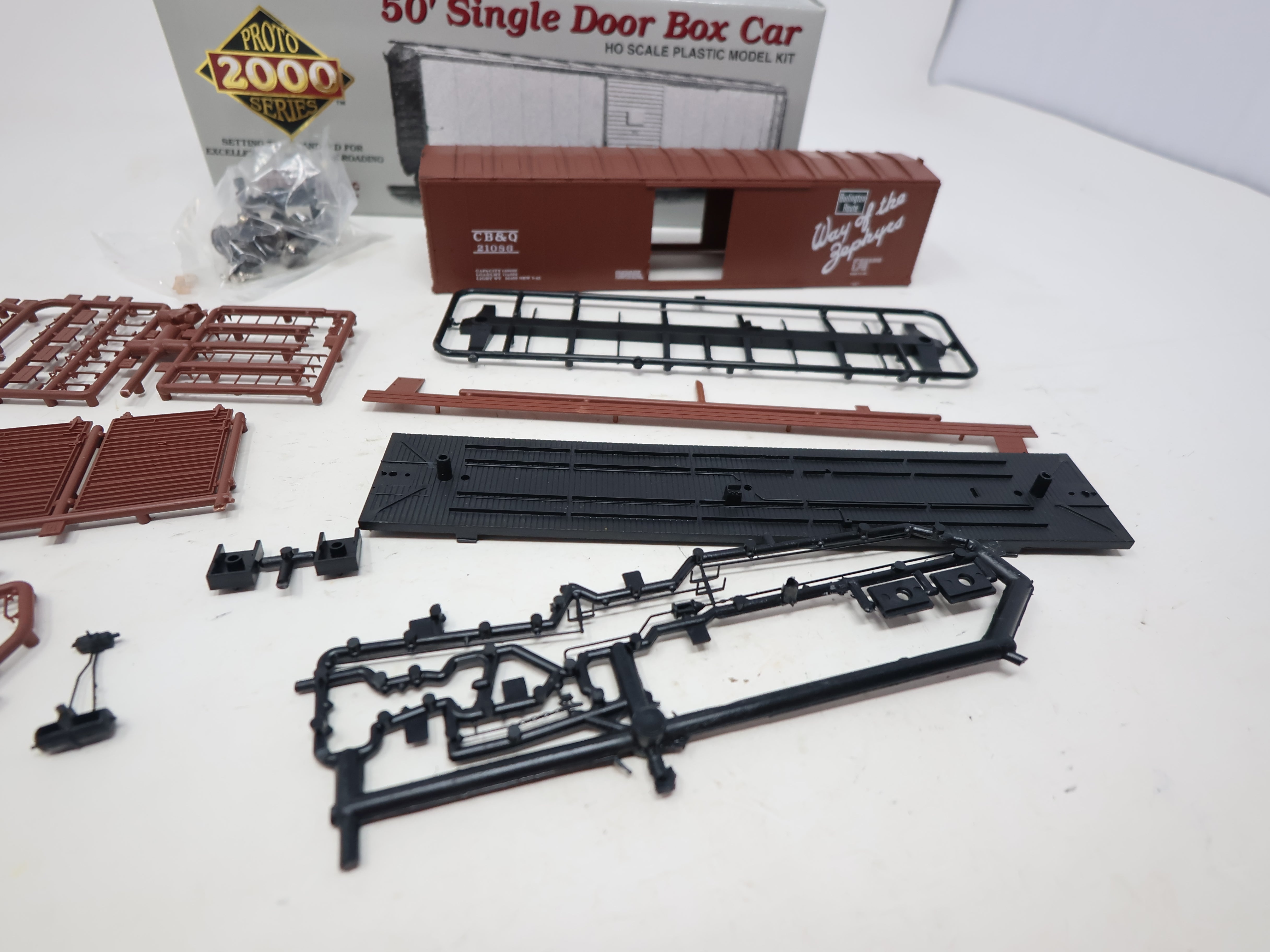 USED Life-Like 21783 HO Scale, 50' Single Door Box Car, Chicago, Burlington & Quincy CB&Q #21086 (KIT)