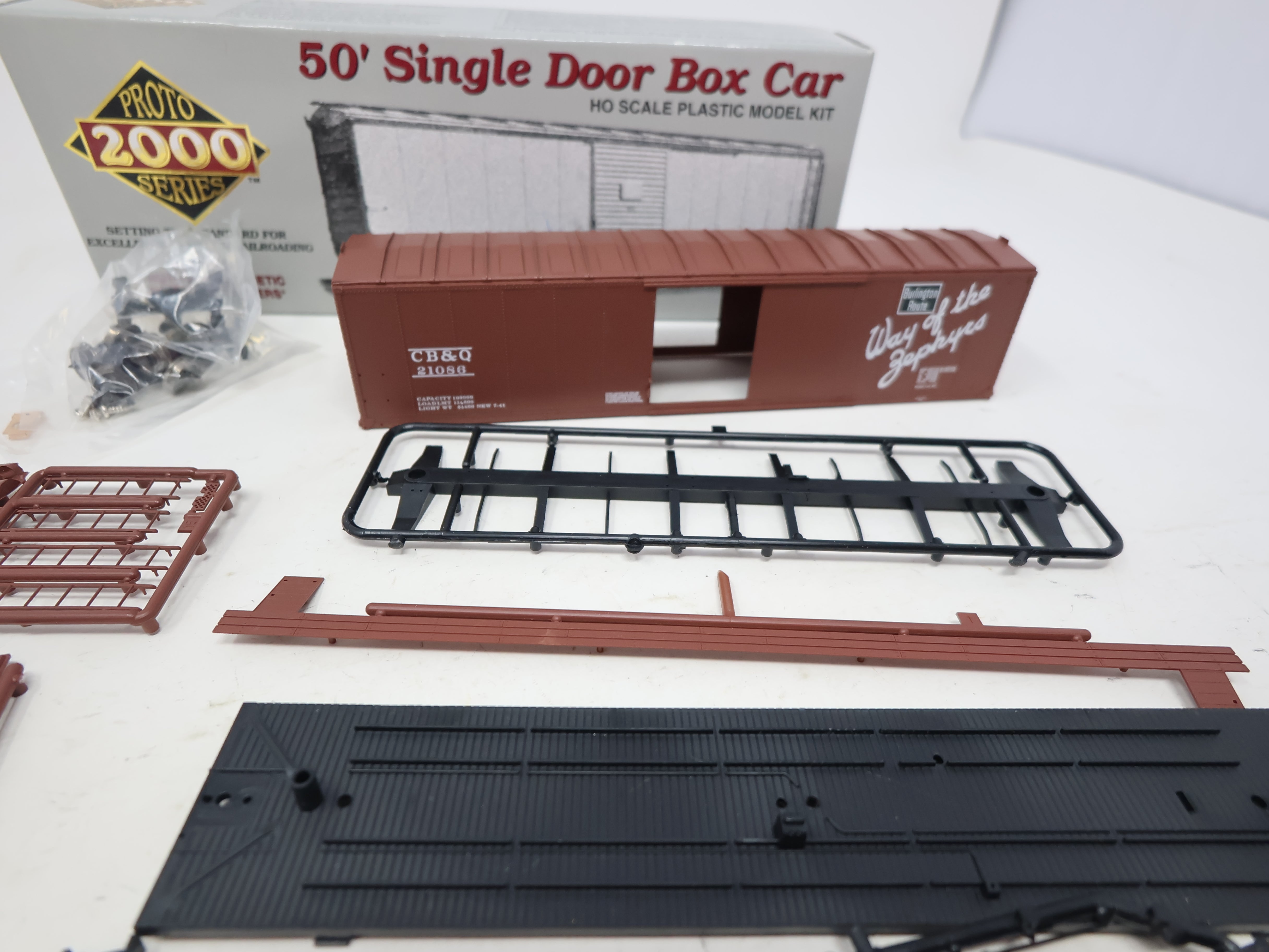 USED Life-Like 21783 HO Scale, 50' Single Door Box Car, Chicago, Burlington & Quincy CB&Q #21086 (KIT)