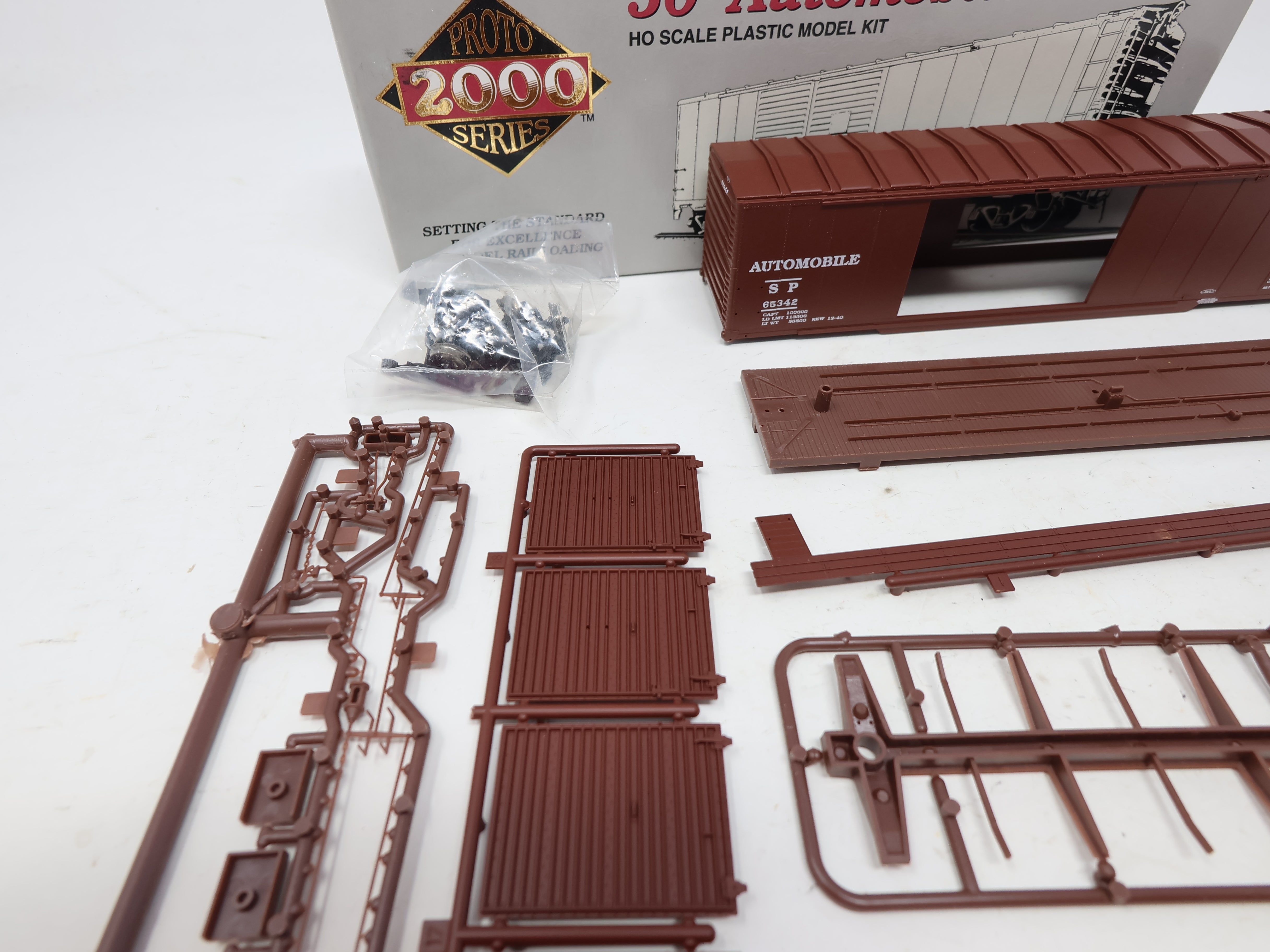 USED Life-Like 8443 HO Scale, 50' Automobile Box Car, Southern Pacific SP #65342 (KIT)