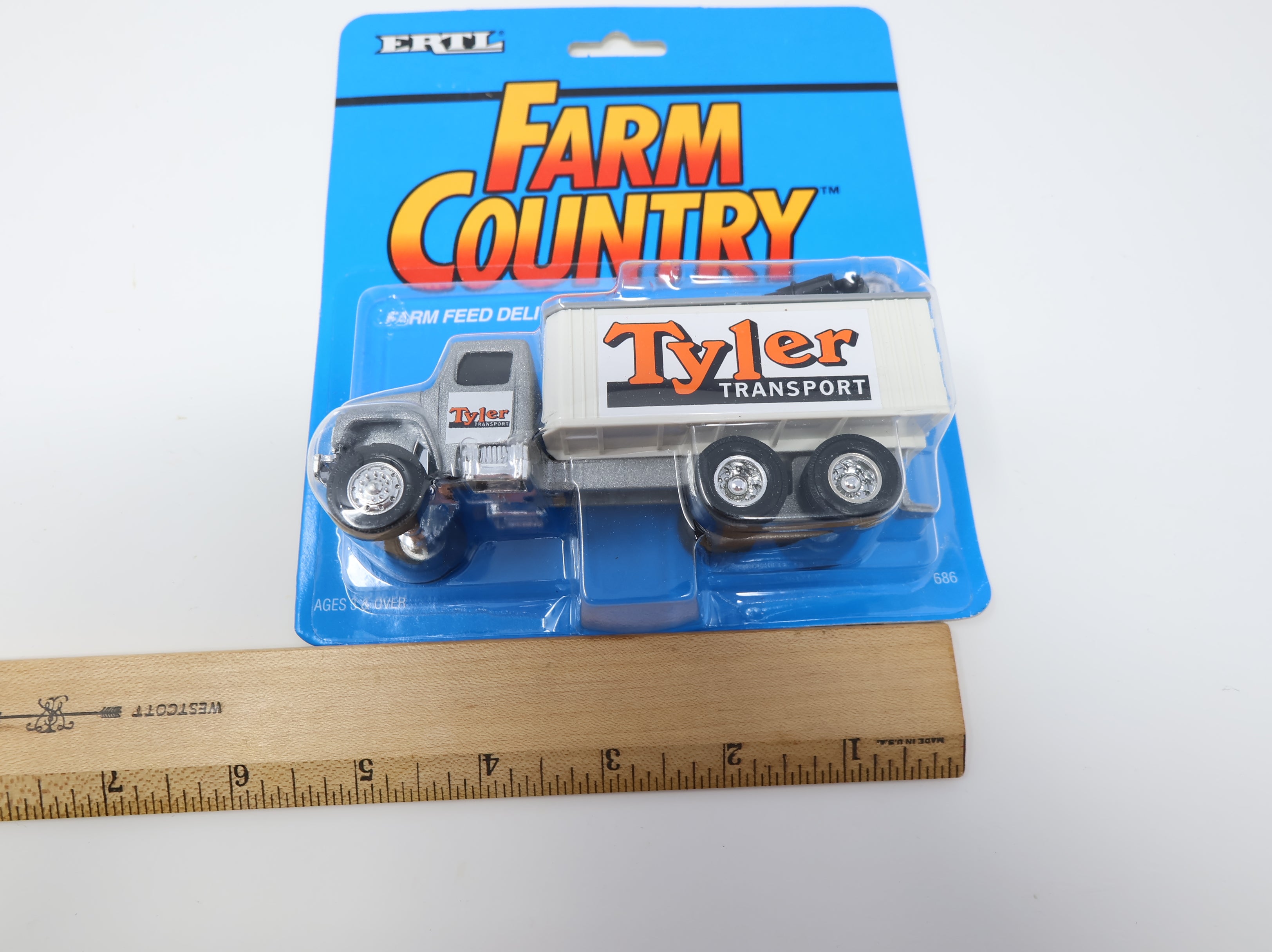 USED ERTL 686 Farm Feed Delivery Truck Tyler Transport Diecast Metal (Sealed) Farm Country