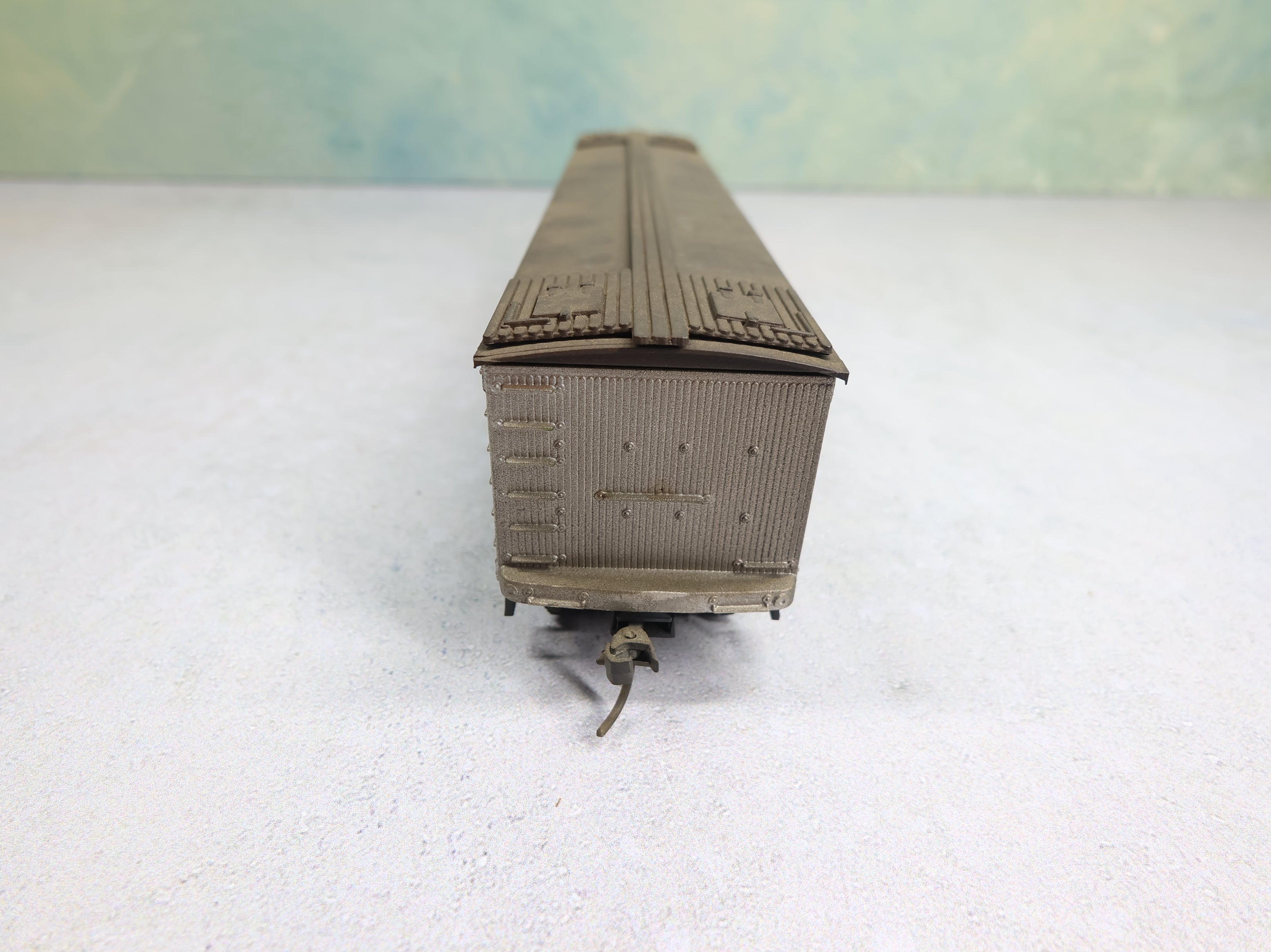 USED Roundhouse HO Scale Milk Tank Car Central Vermont #523 Green Mountain Route Weathered