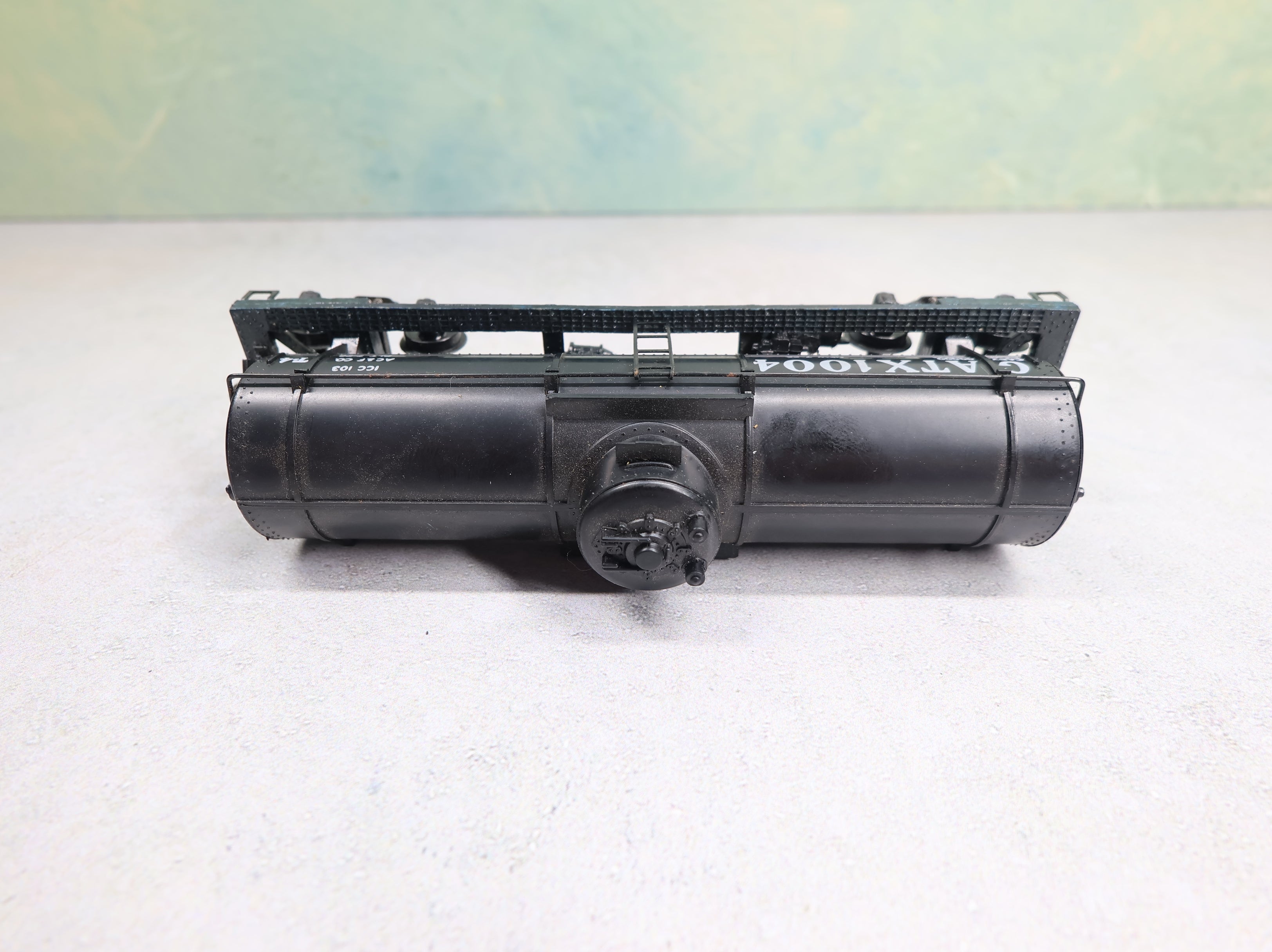 USED Varney HO Scale Single Dome Tank Car General American GATX #1004