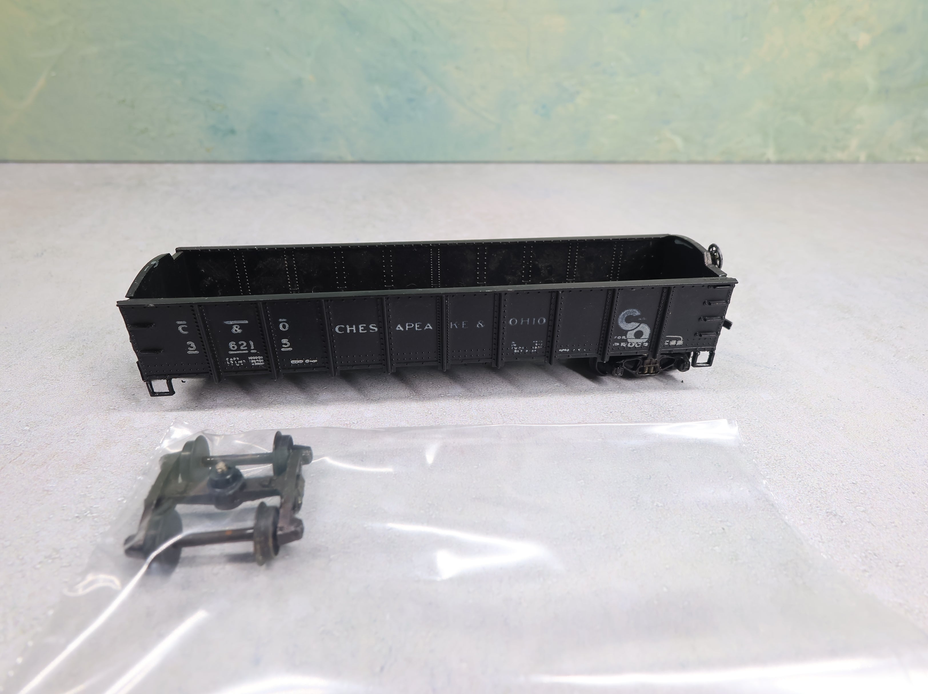USED HO Scale 40' Gondola Chesapeake and Ohio C&O #36215 Metal