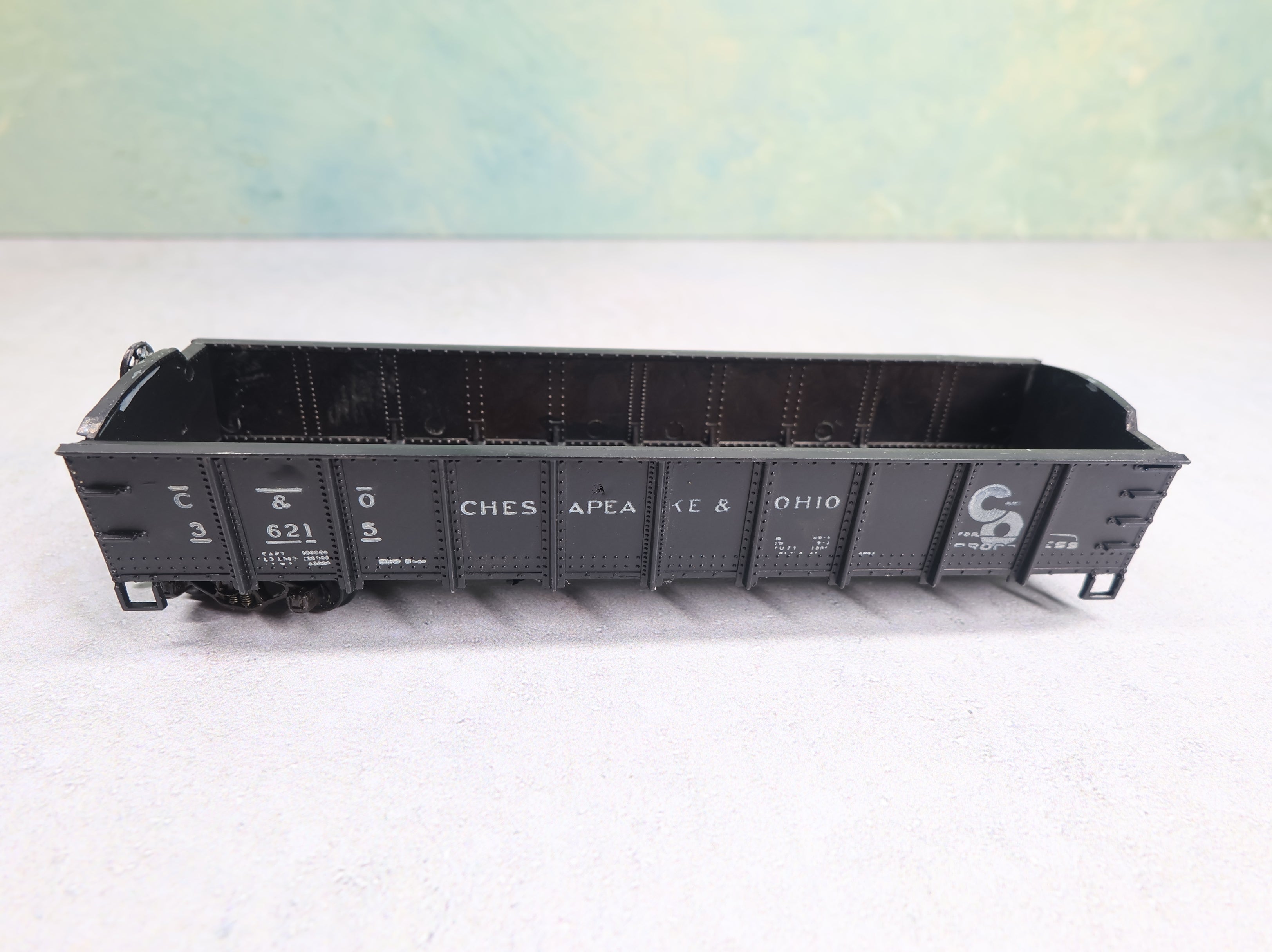 USED HO Scale 40' Gondola Chesapeake and Ohio C&O #36215 Metal