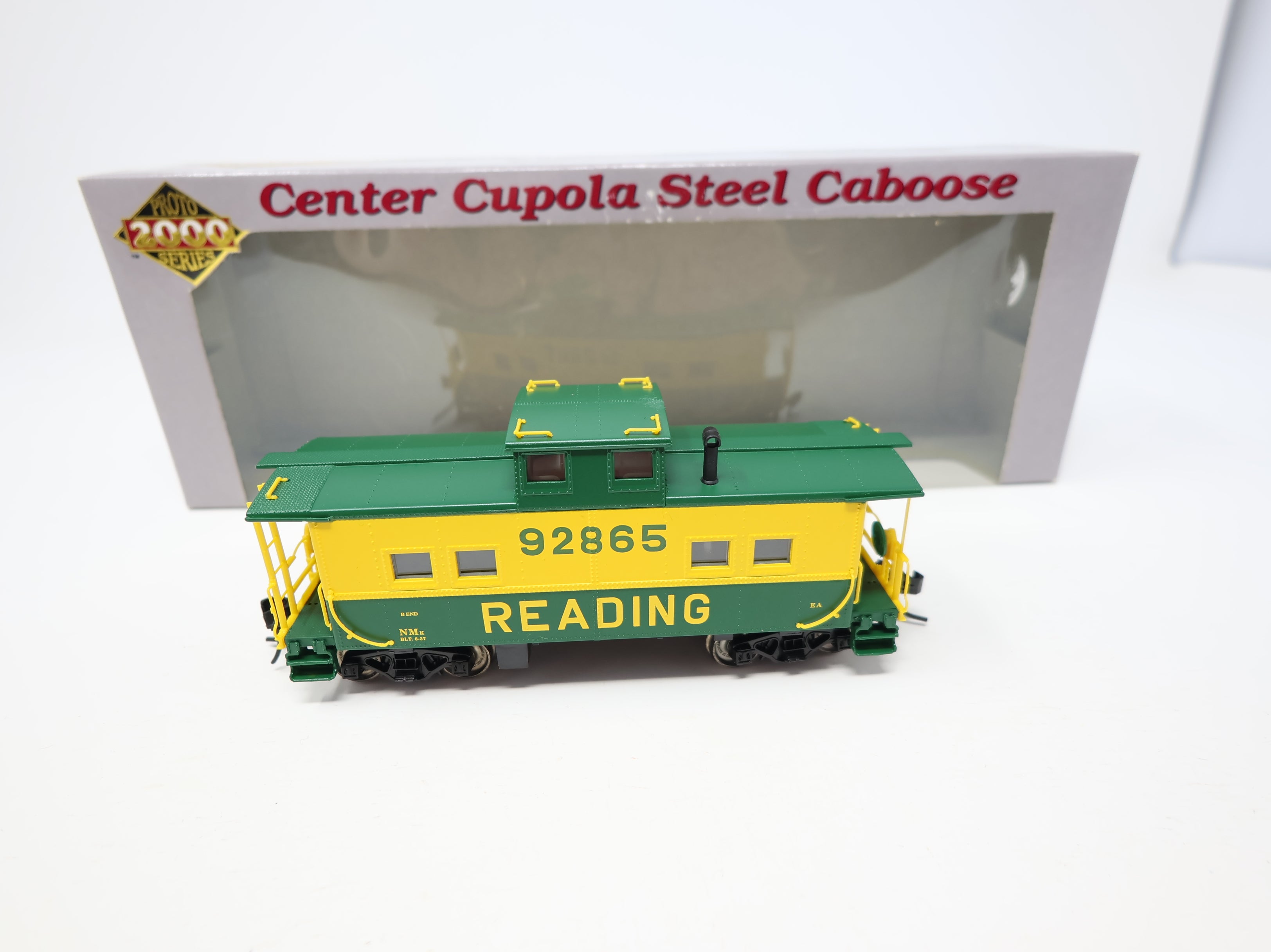 USED Life-Like 8536 HO Scale Center Cupola Steel Caboose Reading #92865 Proto2000