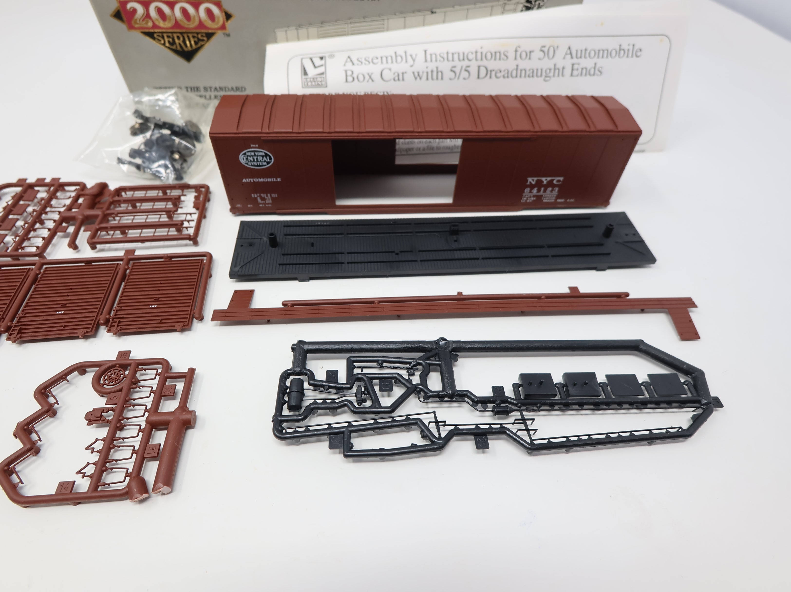 USED Life-Like 8415 HO Scale 50' Automobile Box Car New York Central NYC #64123 Proto2000 KIT
