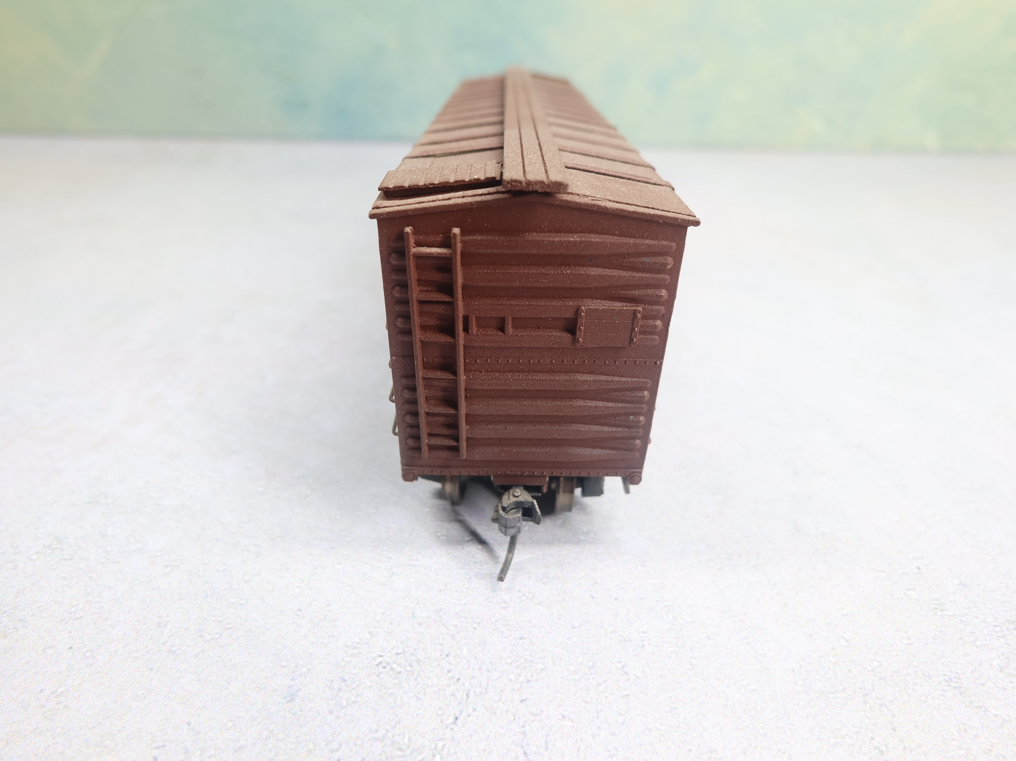 USED Silver Streak HO Scale 40' Wooden Box Car Great Northern GN #23732 Real Wood, Weathered