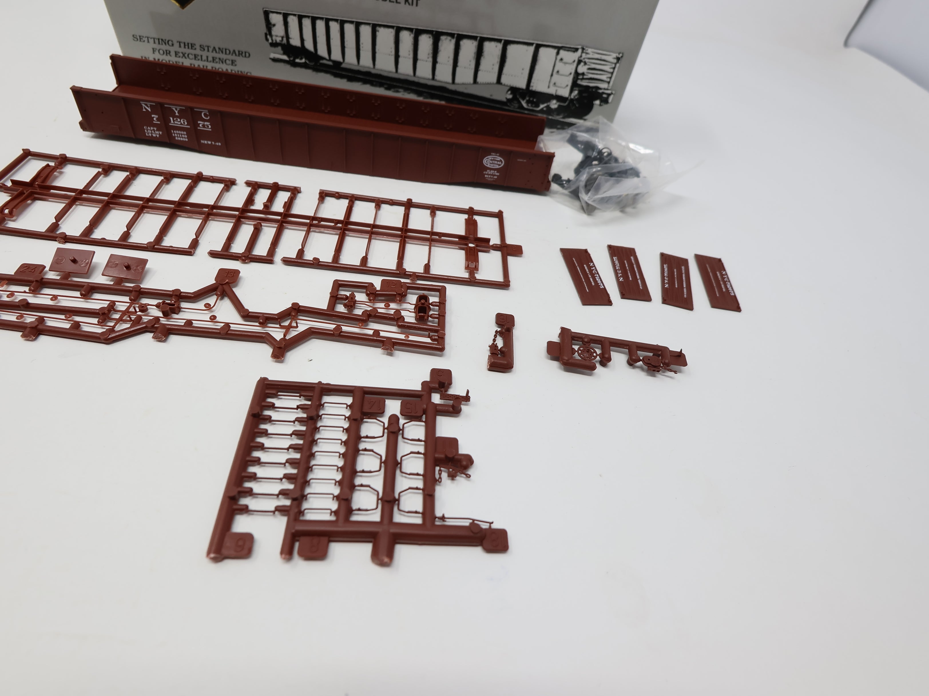 USED Life-Like 21044 HO Scale 52'6" Drop End Mill Gondola New York Central NYC #712675 Proto2000 KIT