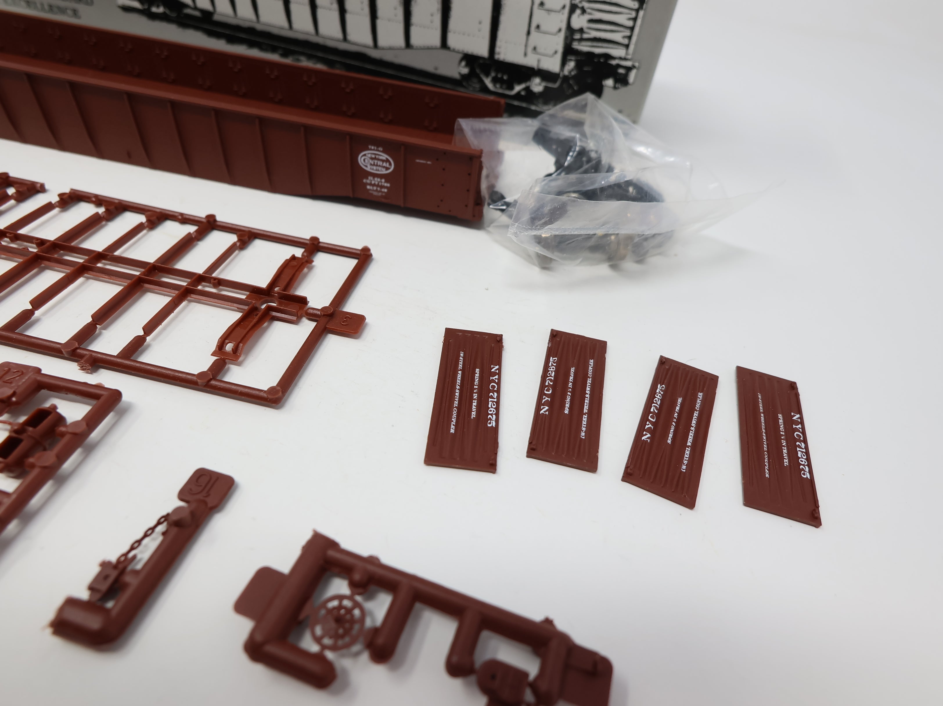 USED Life-Like 21044 HO Scale 52'6" Drop End Mill Gondola New York Central NYC #712675 Proto2000 KIT